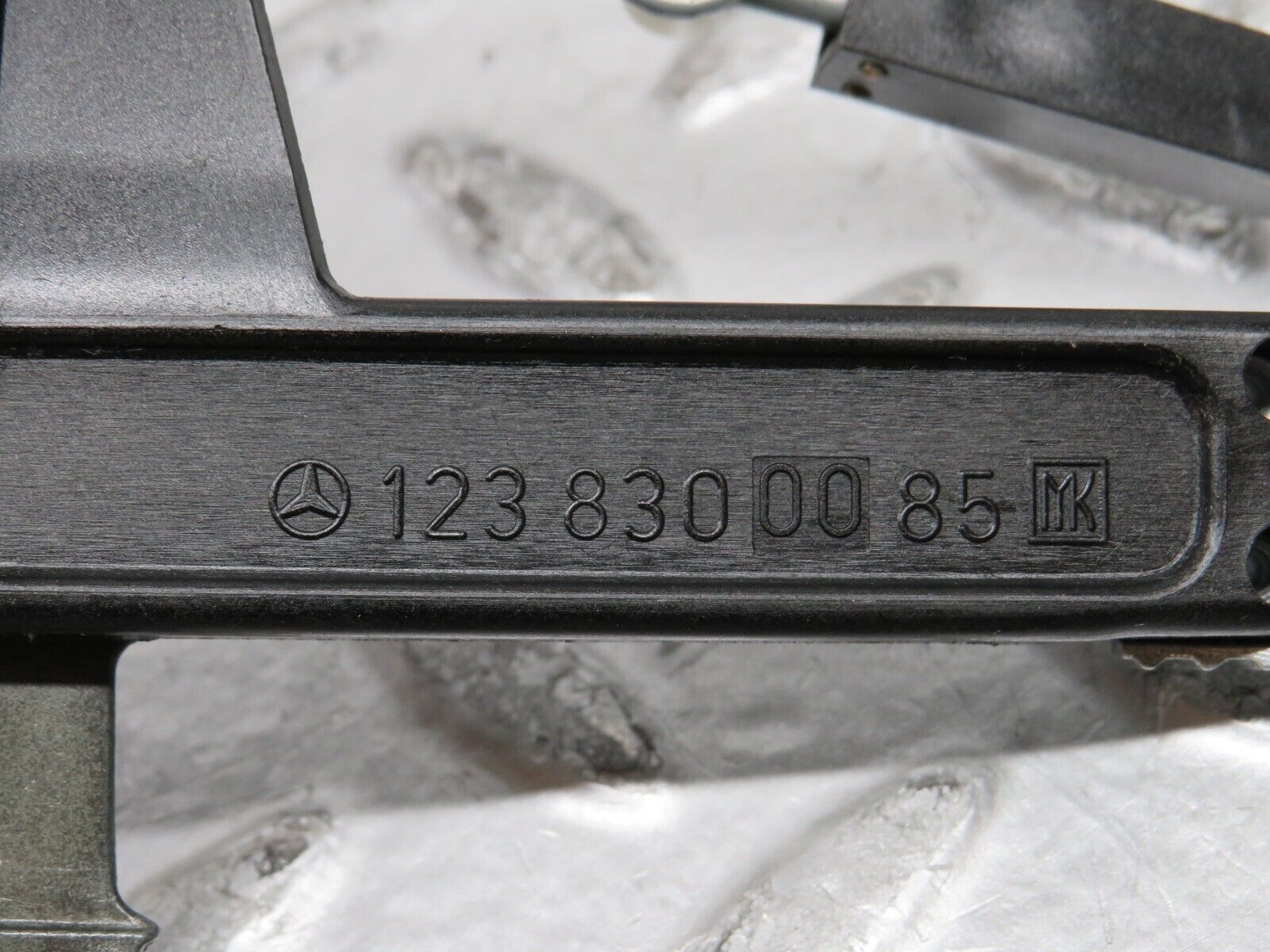 28657 Mercedes-Benz W123 230E Heater Control Switch 1238300085