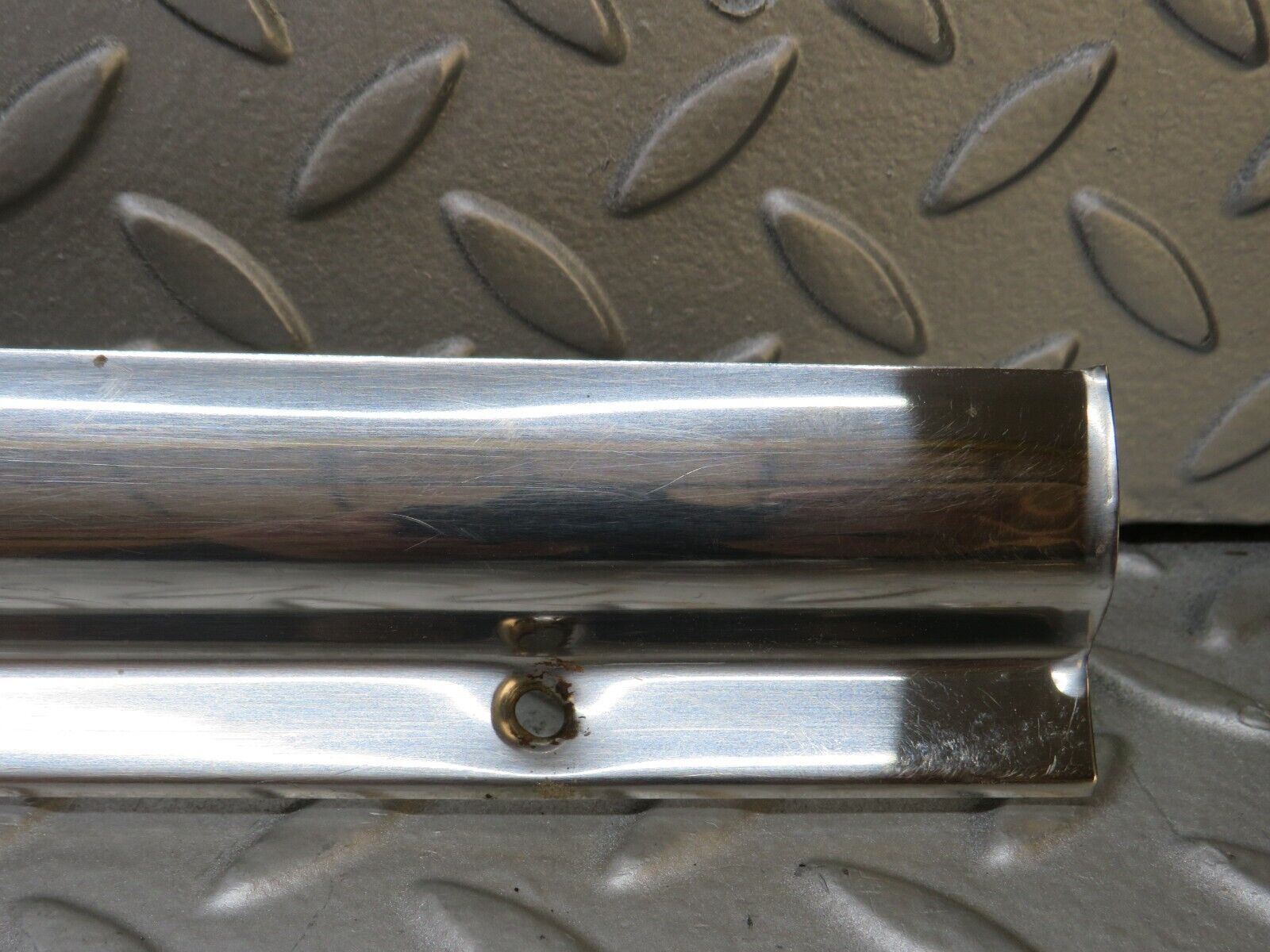 37383 Mercedes-Benz W109 300SEL Front Left Door Sill Chrome