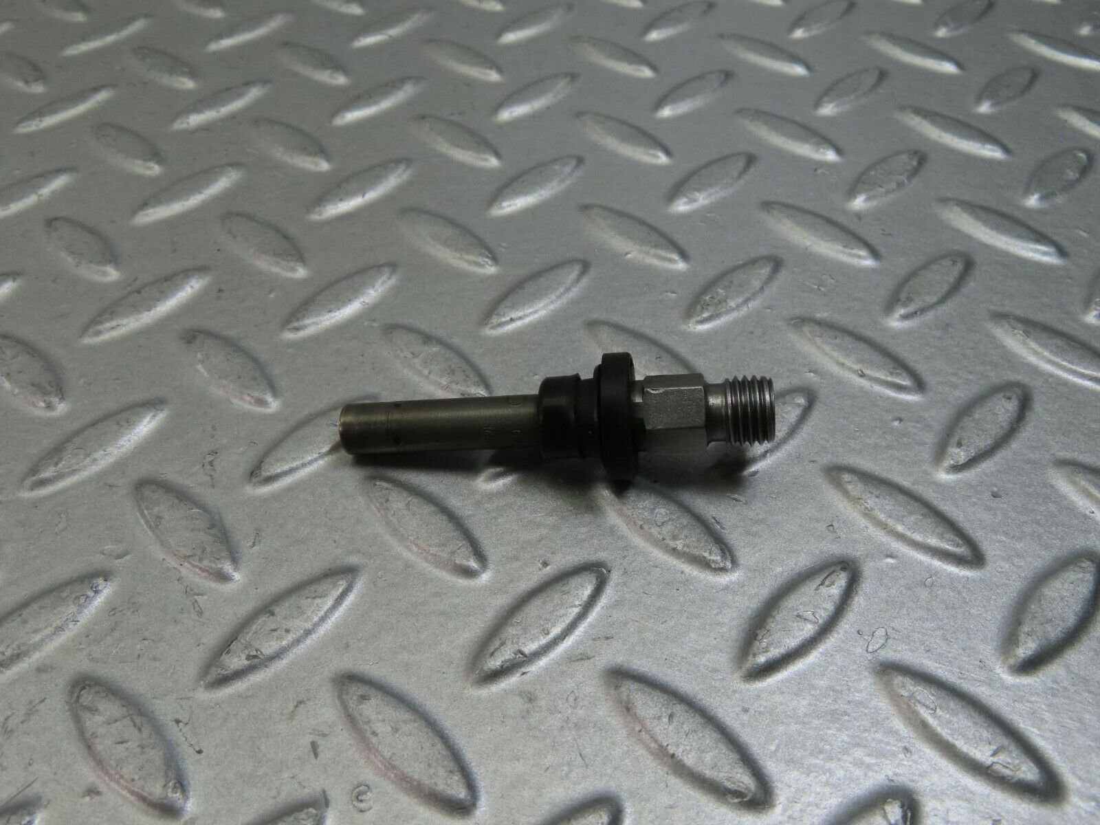 9462 Mercedes-Benz C124 300CE Coupe Fuel Injector Bosch 0437502010