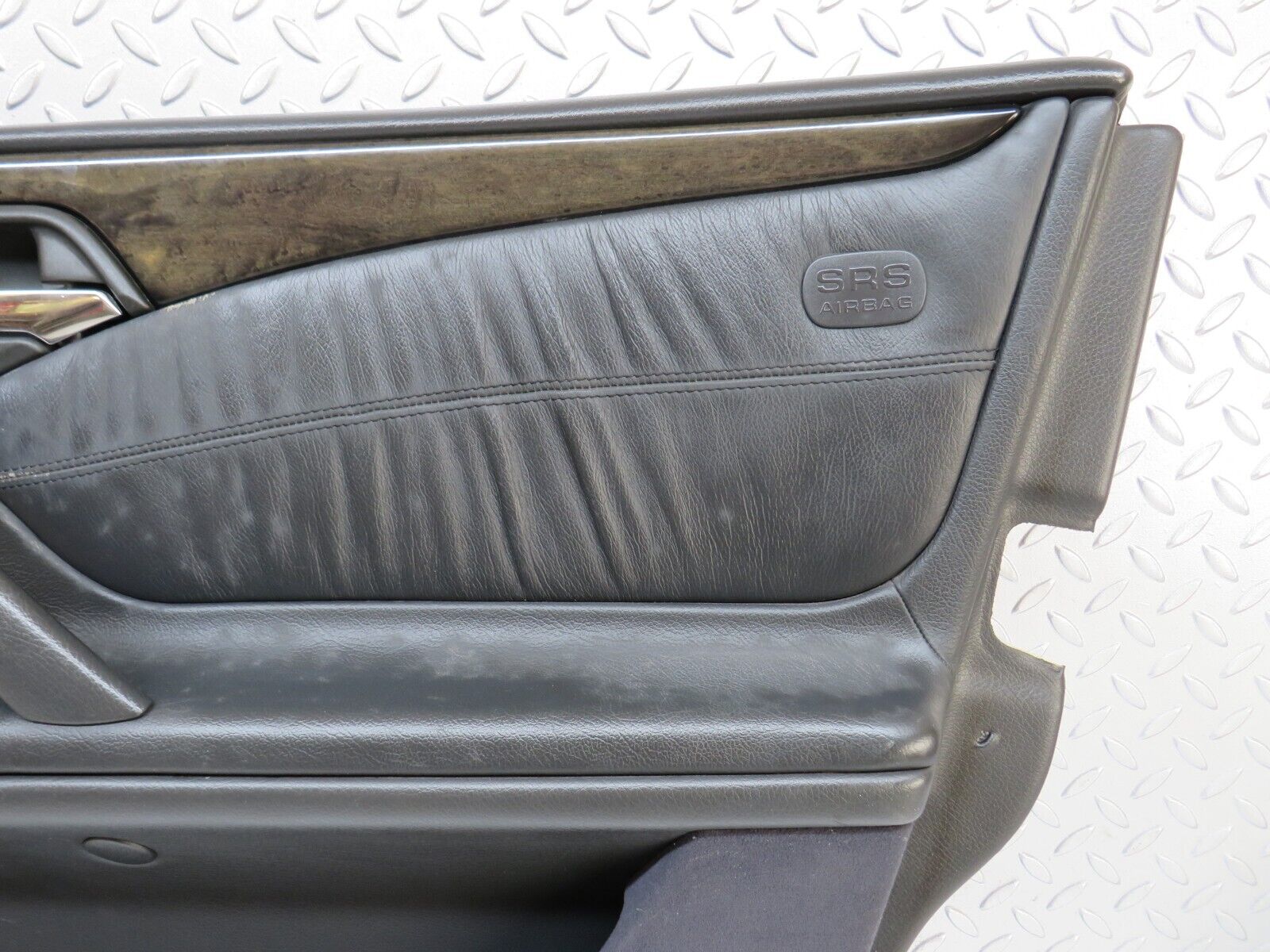 34730 Mercedes-Benz W210 320E Front Right Door Card 2107201651