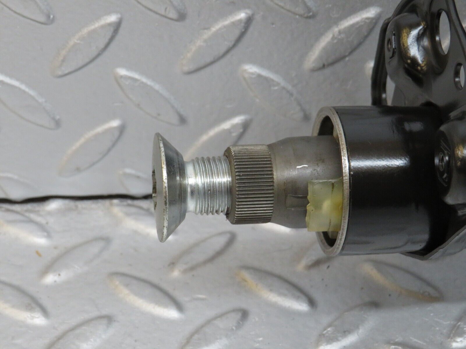 36498 Mercedes-Benz W201 190E 2.0L Steering Column