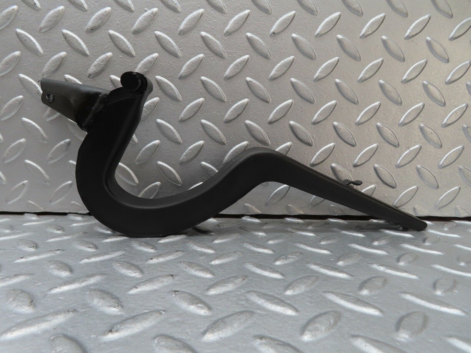 16921 Mercedes-Benz C123 280CE Coupe Trunk Lid Hinge Right Side 1237500287