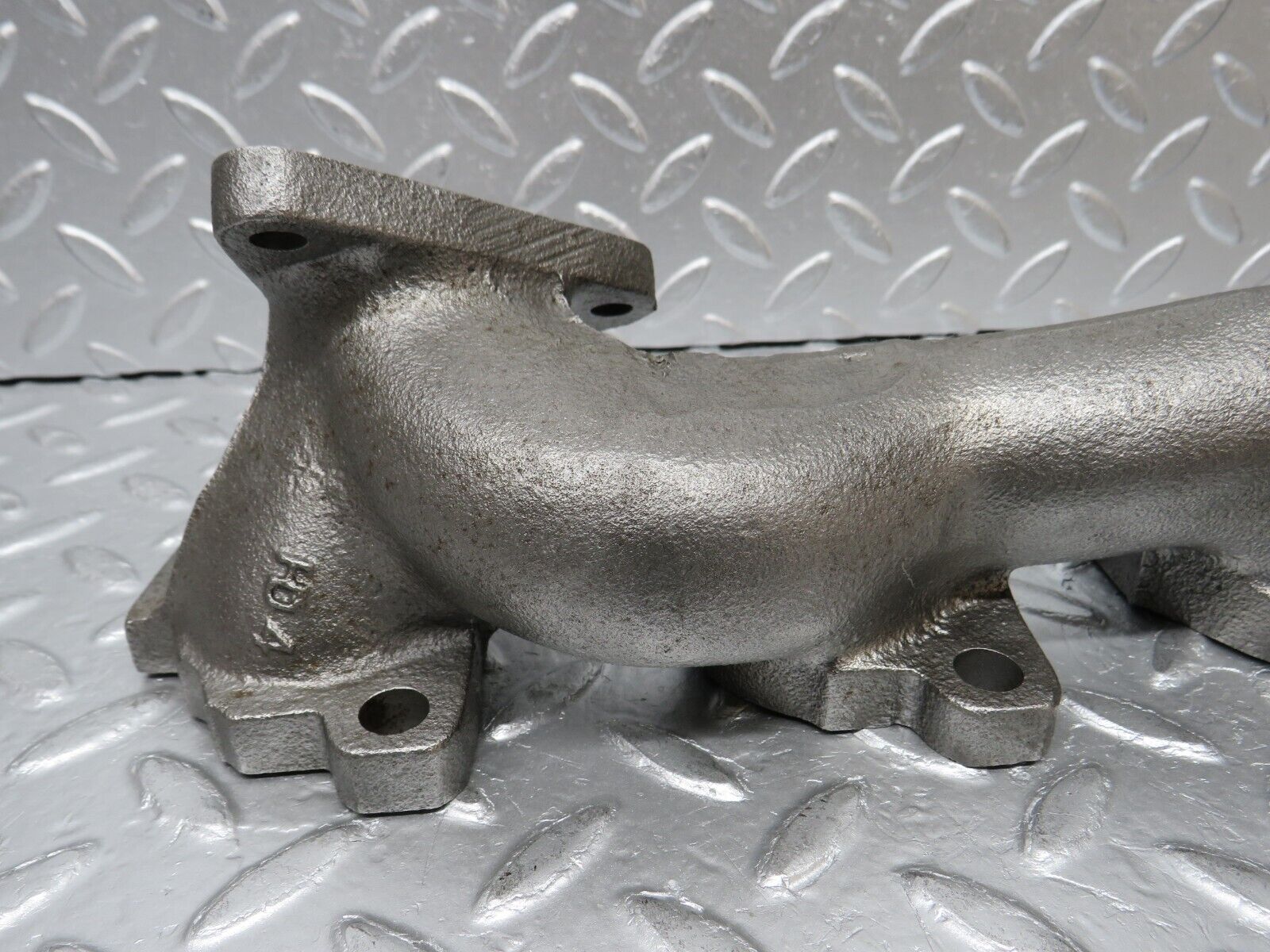 32734 Mercedes-Benz W210 OM611 Exhaust Manifold 6111420501