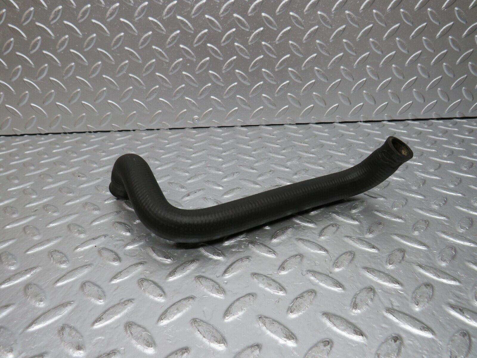 31059 Mercedes-Benz W123 200D Heater Hose 1238321094