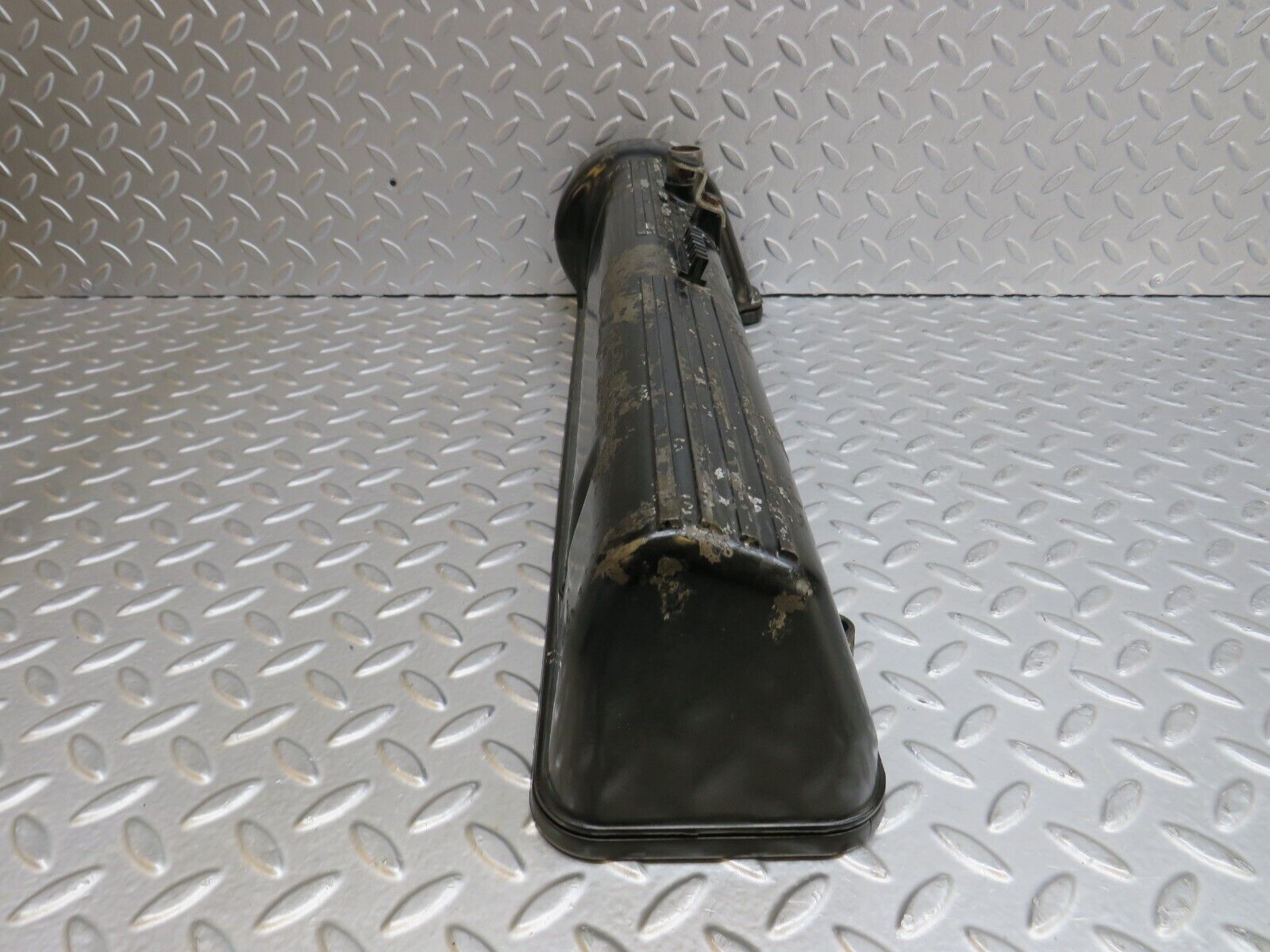 37167 Mercedes-Benz C126 420SEC Coupe Cylinder Head Valve Cover Left 1170160605