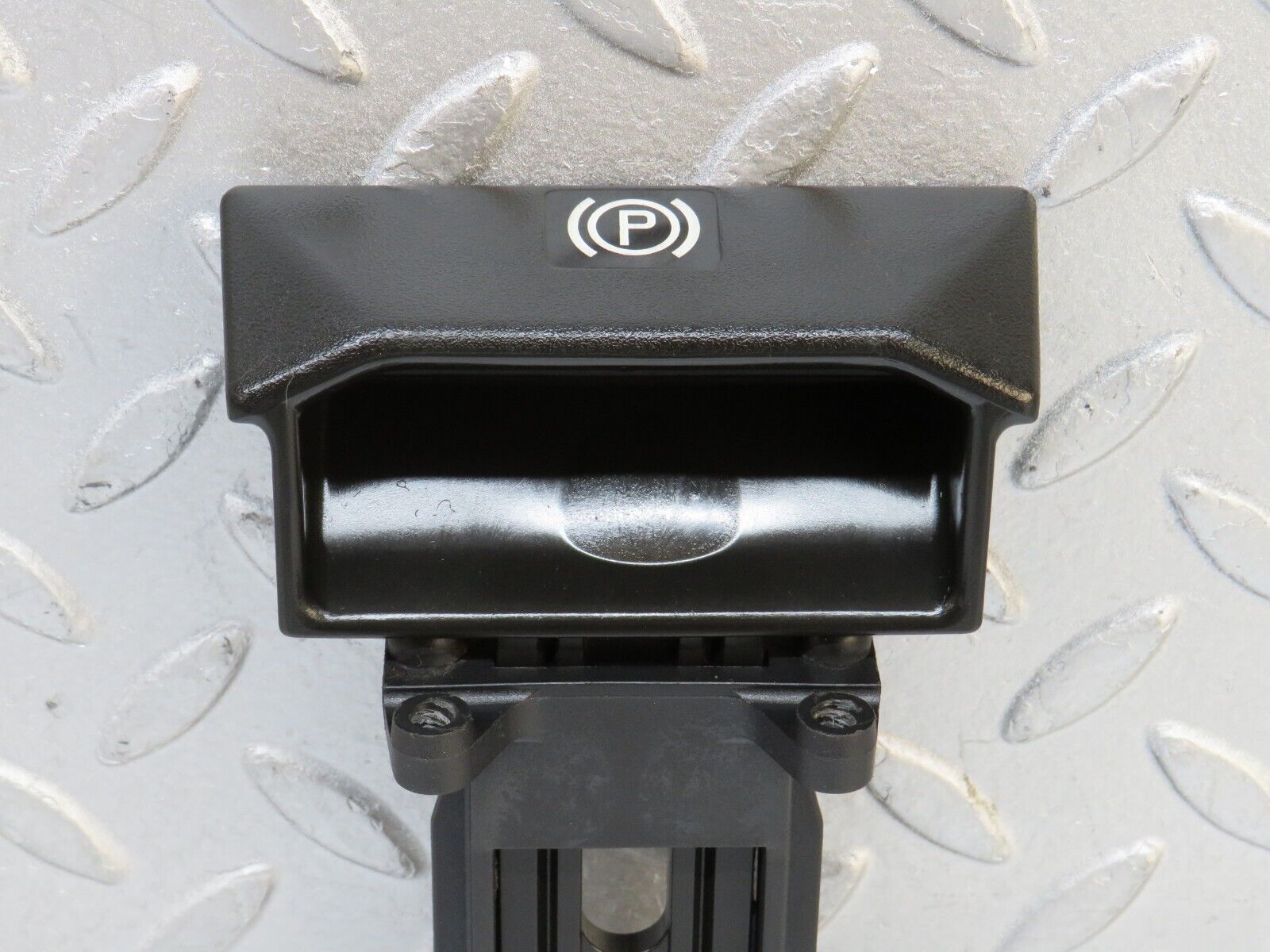 37914 Mercedes-Benz A124 320E Cabriolet Parking Brake Release Handle 1244270320 1244270712