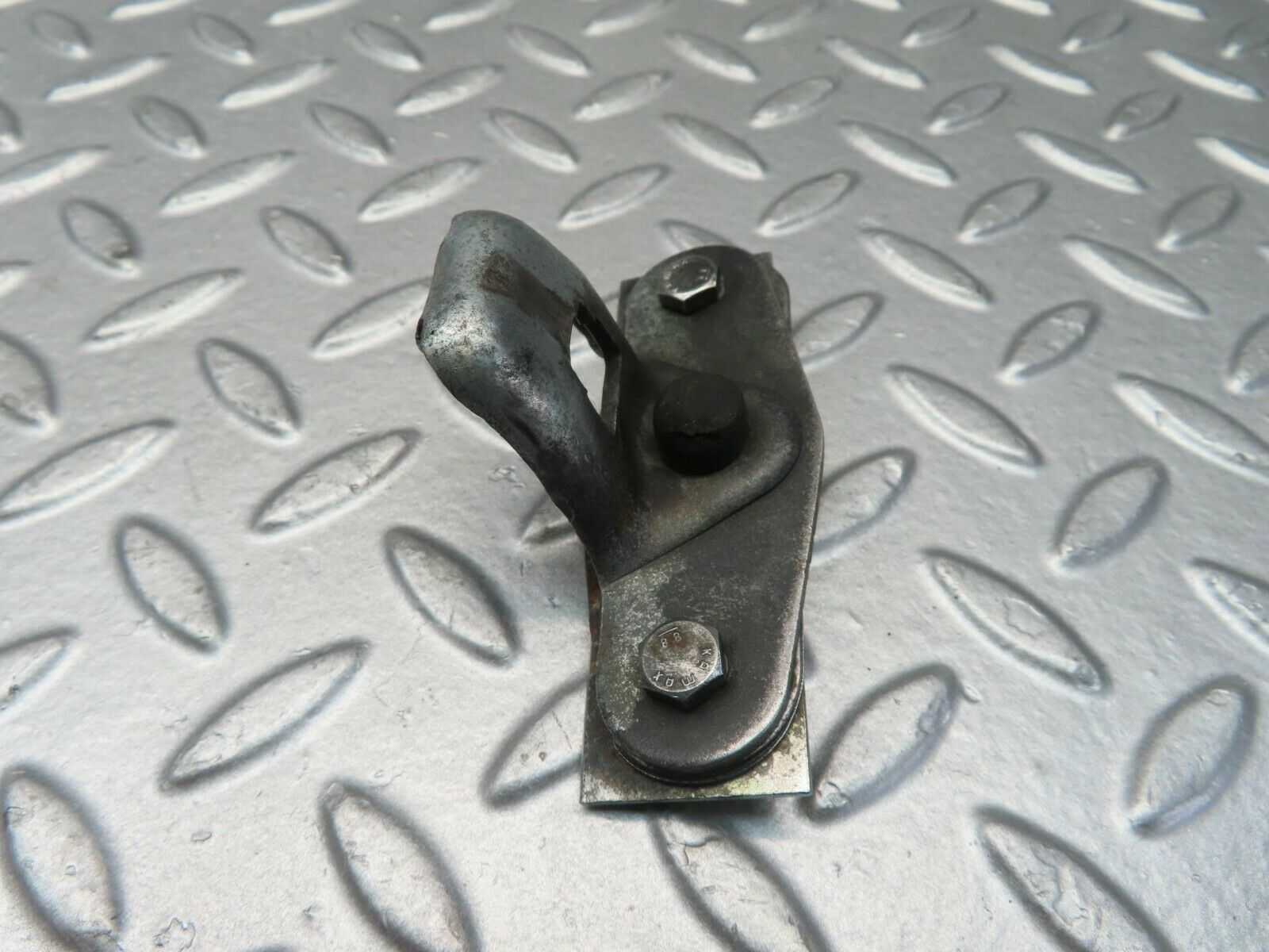 11557 Mercedes-Benz C123 230CE Coupe Trunk Lock Latch 1237580150