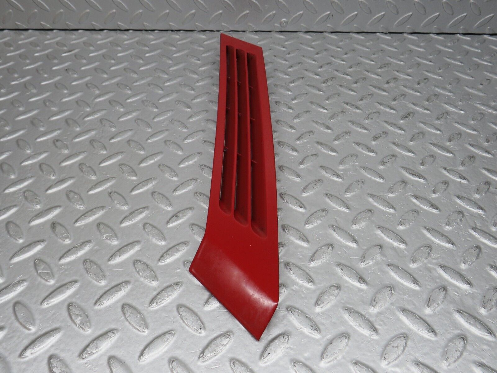 38734 Mercedes-Benz W201 190E 2.6L C Pillar Exterior Cover Right Side 2016980289