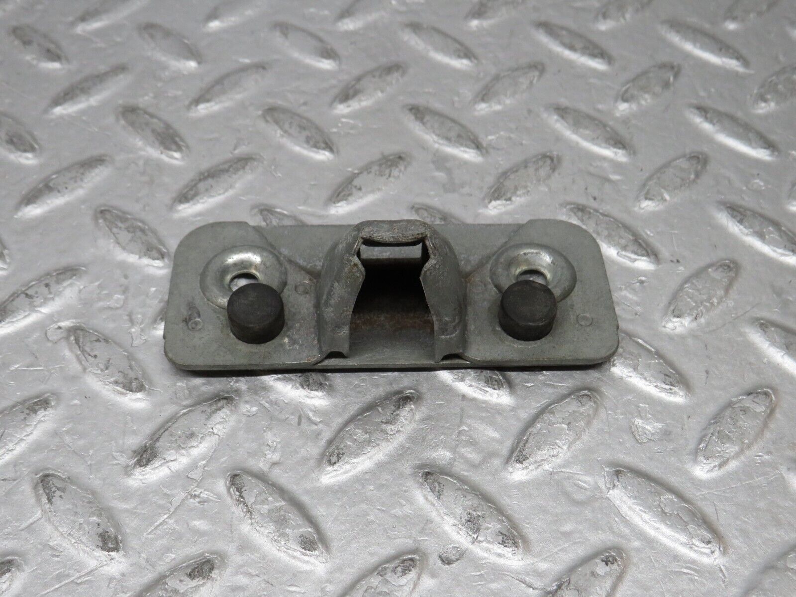 37321 Mercedes-Benz W109 300SEL Trunk Lock Latch