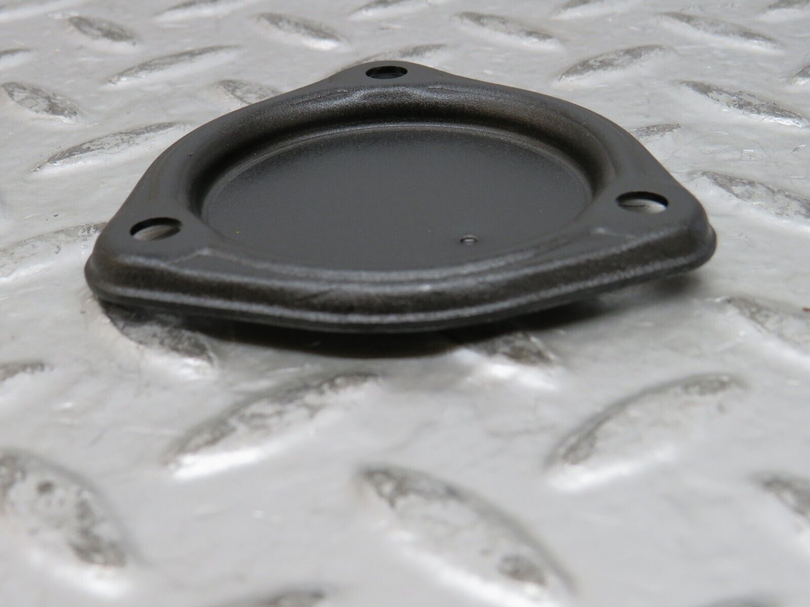 28164 Mercedes-Benz W123 280E Camshaft Access Cover Plate Set