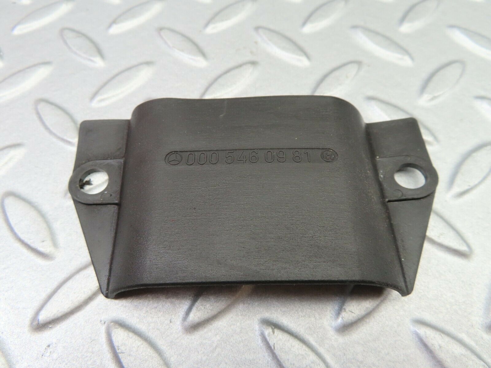 6378 Mercedes-Benz W126 380SE Front Panel Covering 0005460981