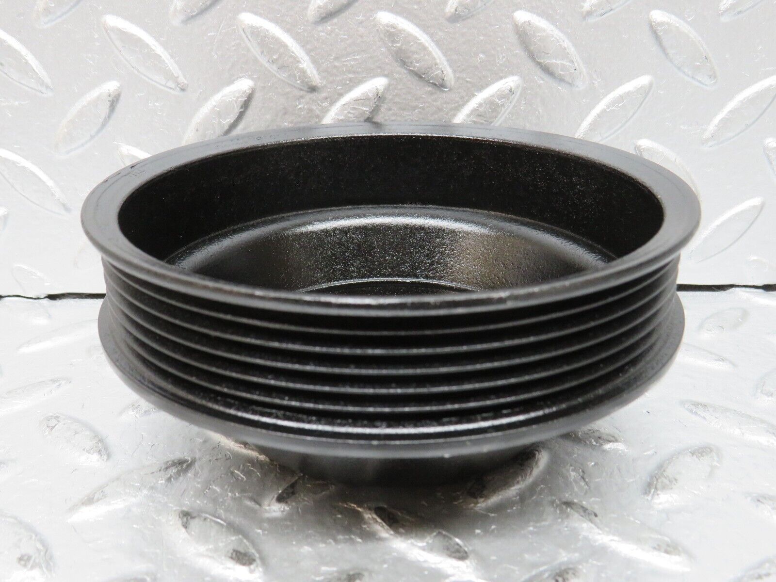 32656 Mercedes-Benz S124 300TE Wagon Water Pump Pulley 1264600379