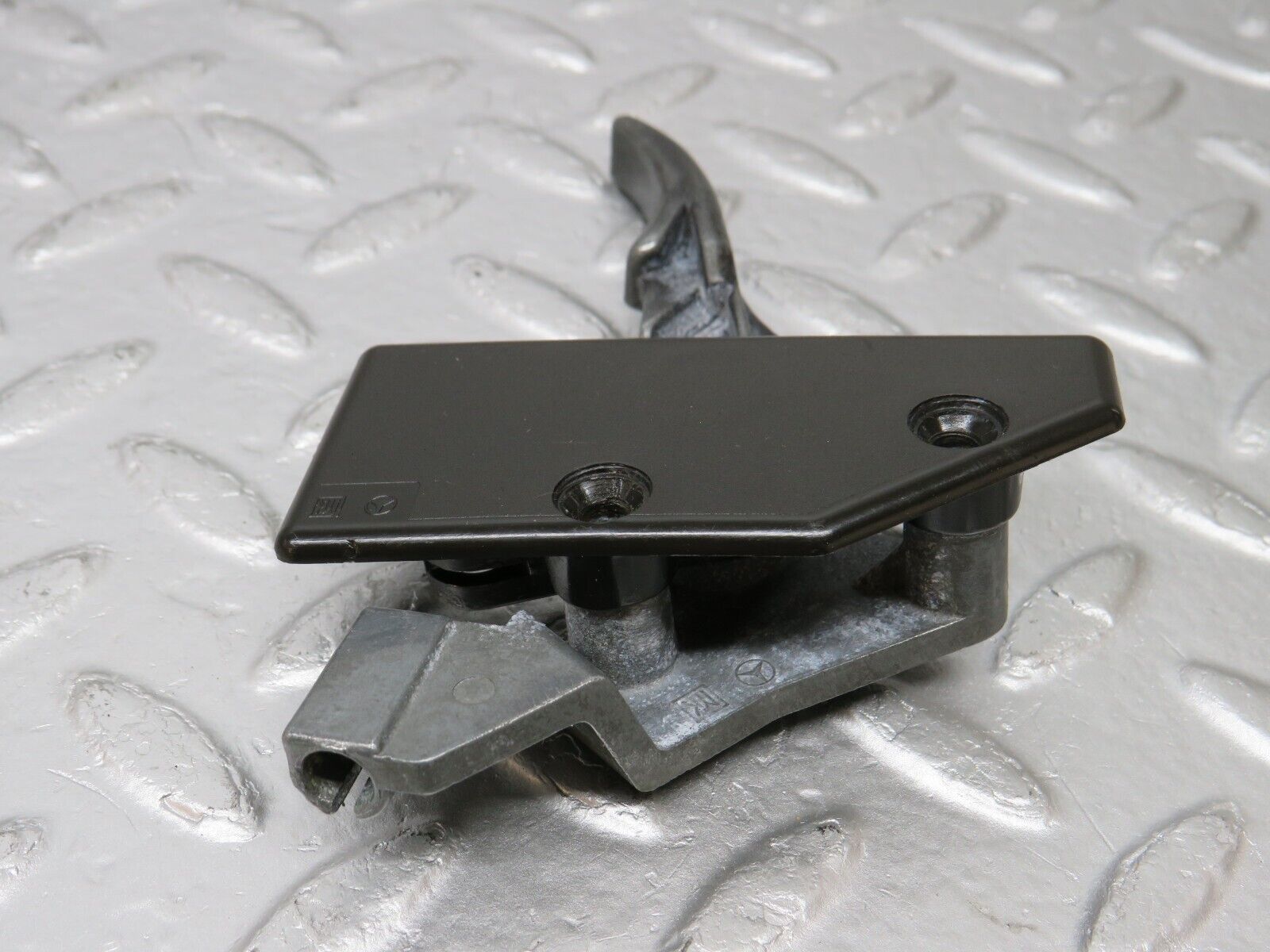 34417 Mercedes-Benz C126 380SEC Coupe Hood Opener Bonnet Opener