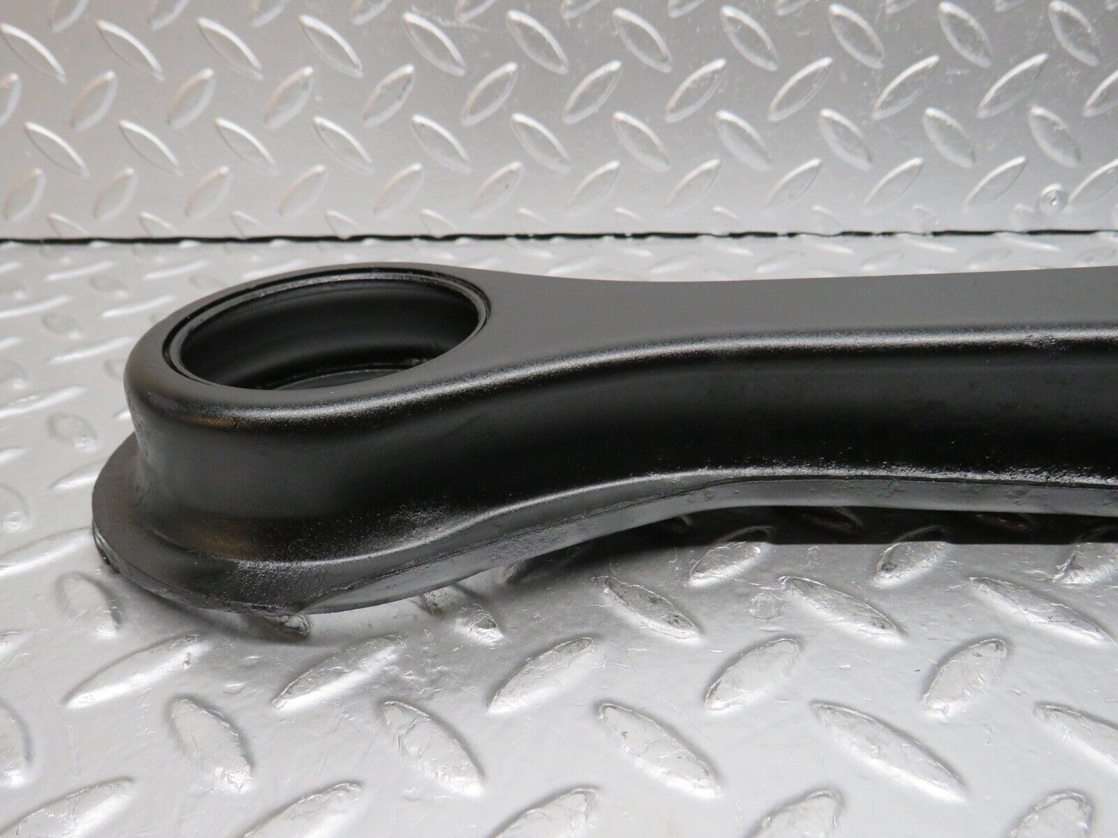 0392 Mercedes-Benz W108 280SE Rear Axle Spring Coil Mount