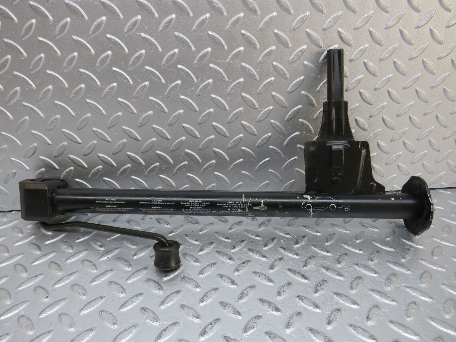 32730 Mercedes-Benz W124 Car Jack 1245830315