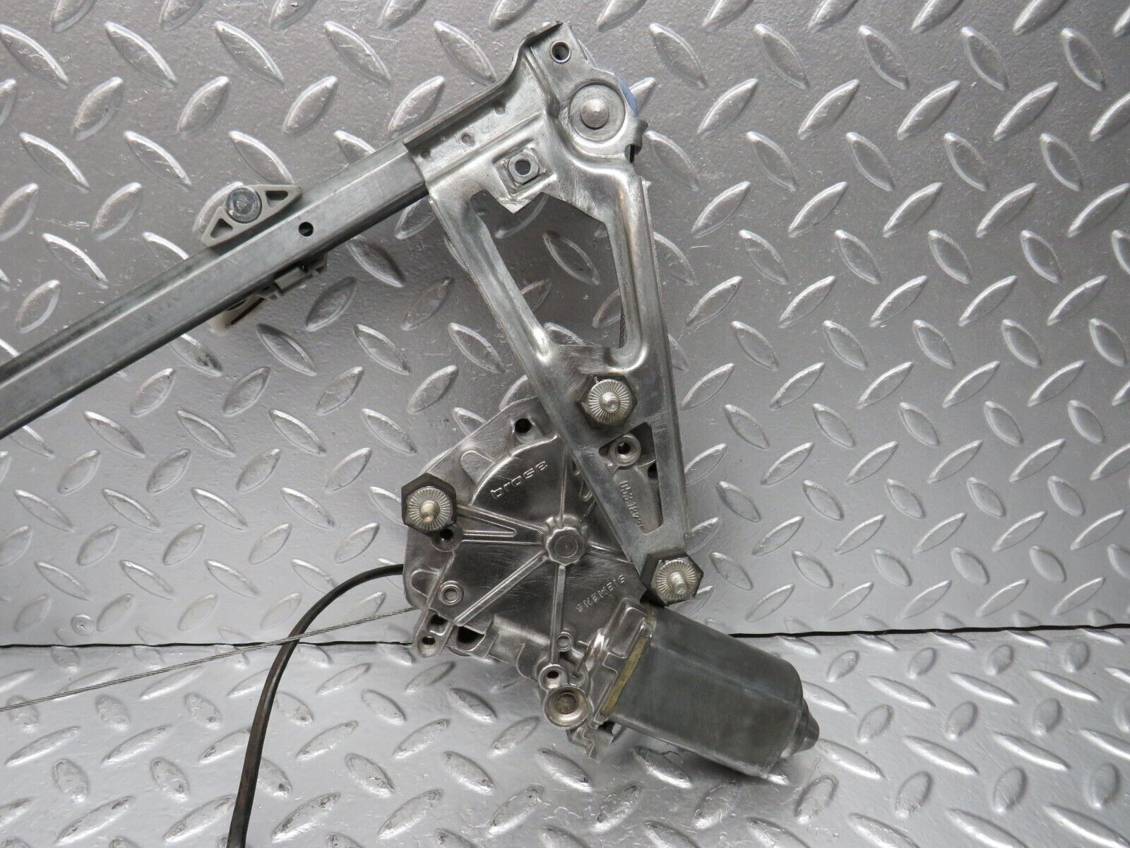 31194 Mercedes-Benz S124 220TE Rear Right Window Regulator & Motor 774.30016/28