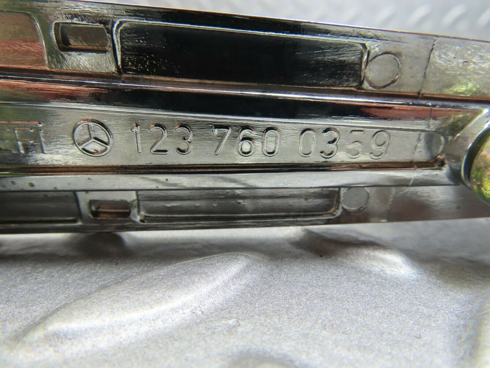 8240 Mercedes-Benz W123 Exterior Chrome Door Handle Rear Right 1237600359