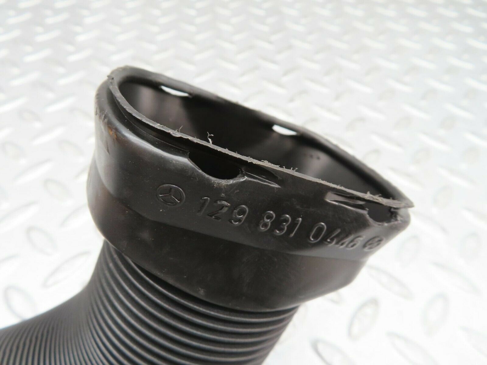 12154 Mercedes-Benz R129 300SL Coupe Air Intake Duckt Pipe 1298310446