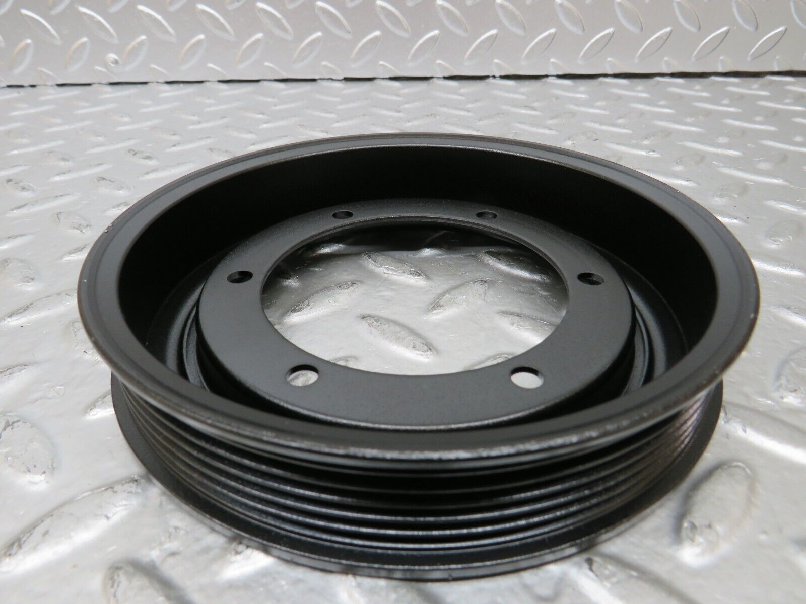 25915 Mercedes-Benz W124 280E Crankshaft Vibration Damper Pulley