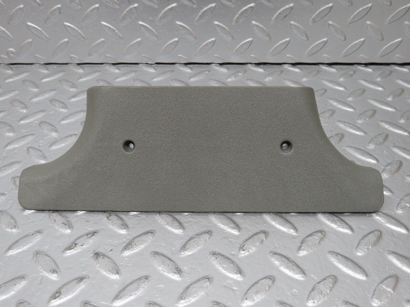 33663 Mercedes-Benz W201 190E 2.0L B Pillar Bottom Cover Left Side Grey 2016920122