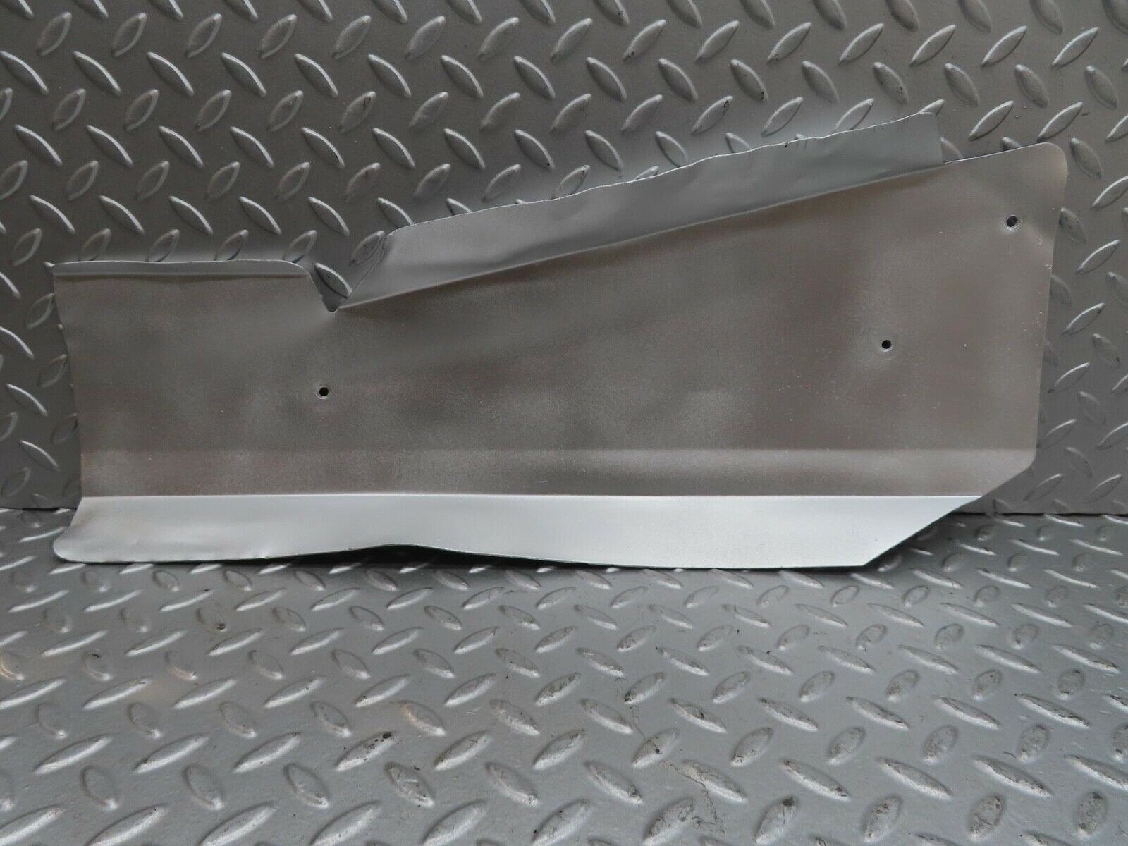 13877 Mercedes-Benz C107 280SLC Exhaust Heat Shield