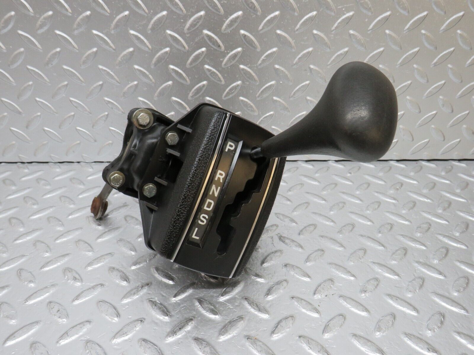 0134 Mercedes-Benz W116 350SE Automatic Gear Shift Selector