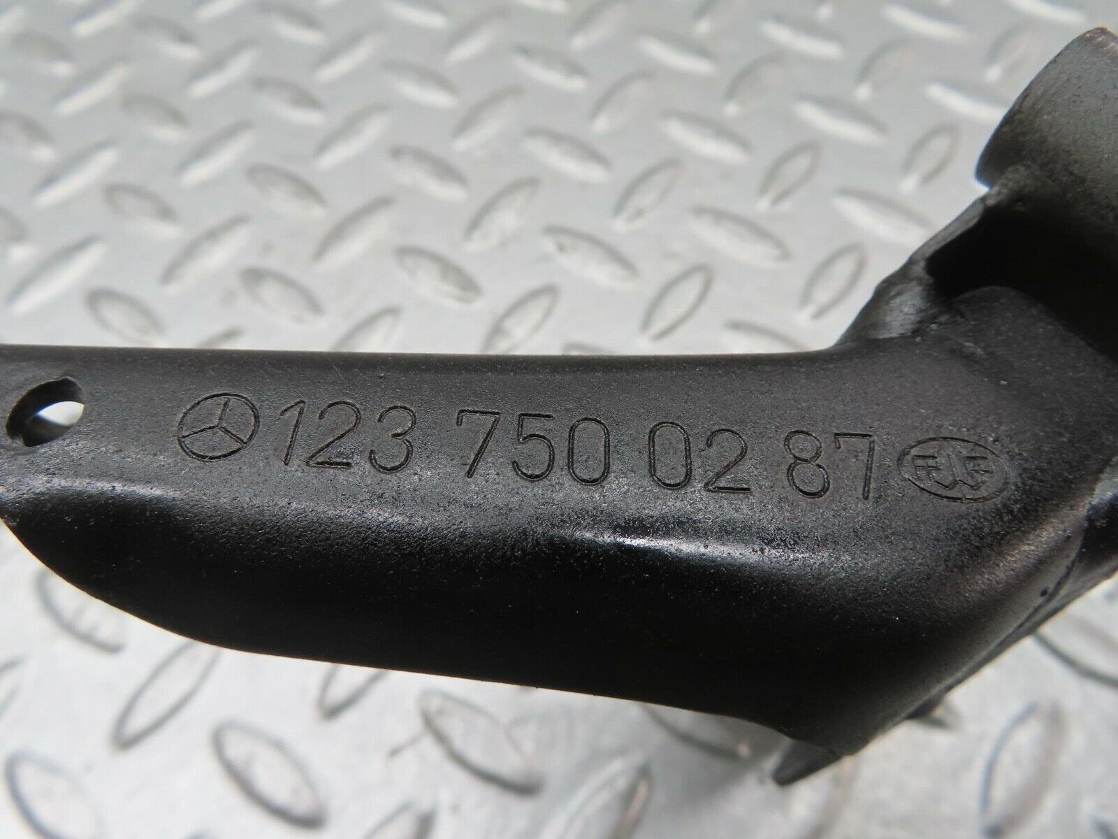 13535 Mercedes-Benz W123 200 Trunk Lid Hinge Right Side 1237500287