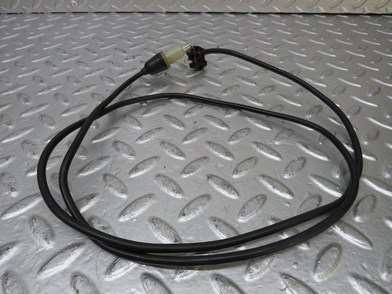 26002 Mercedes-Benz W124 280E Front Wing Indicator Cable Wire 1249971881