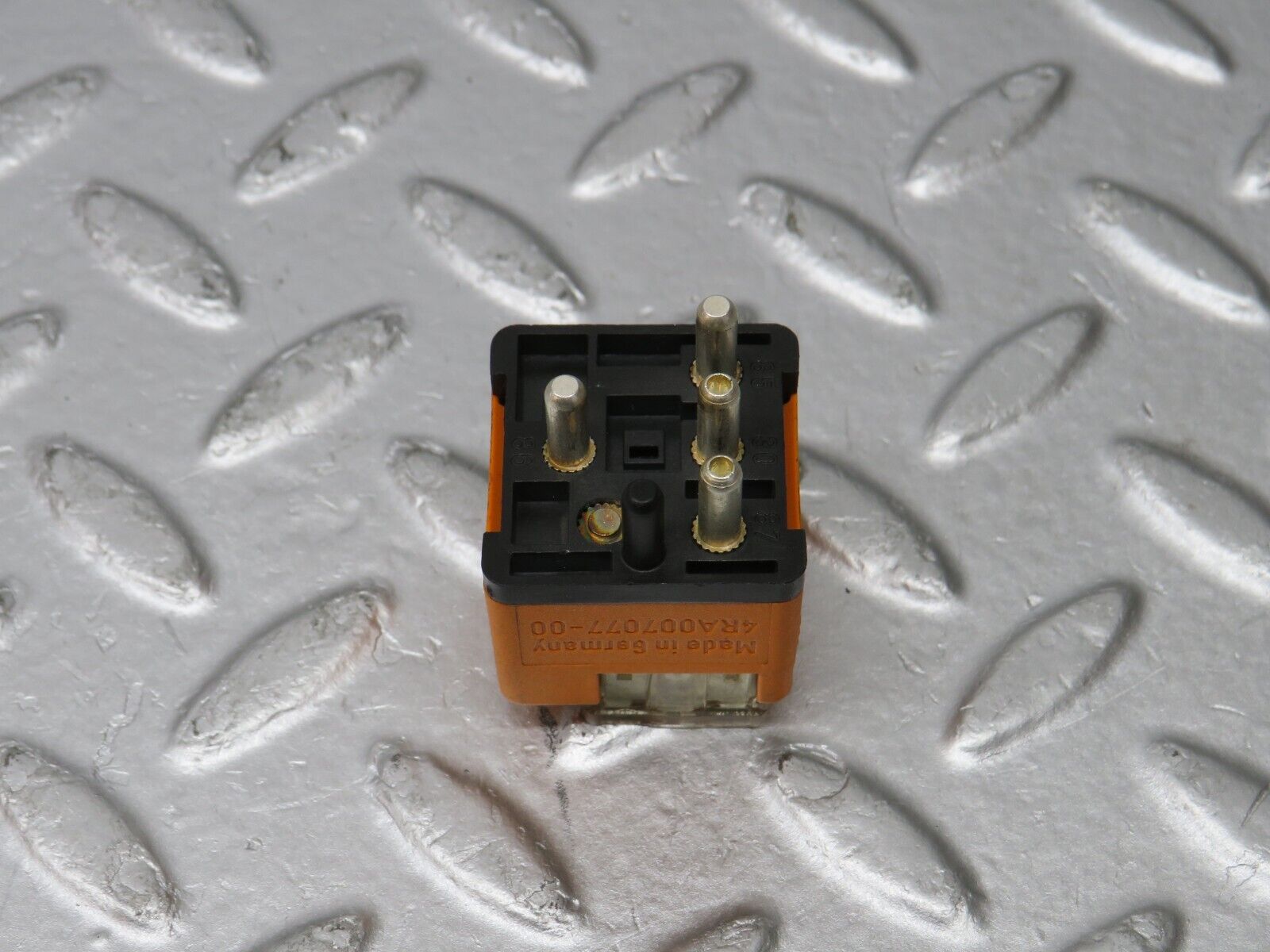 39700 Mercedes-Benz R129 320SL Coupe Overload Relay 0015429719