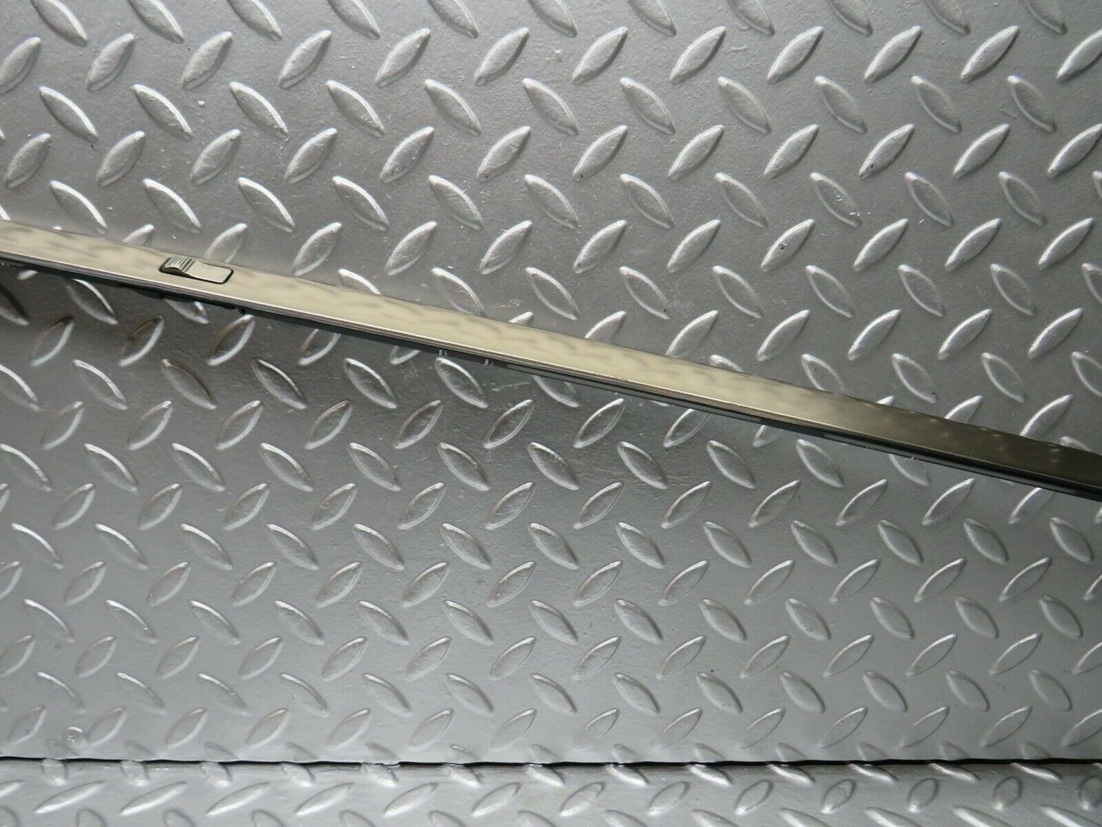 22633 Mercedes-Benz C124 E220 Coupe Roof Chrome Trim Left Side