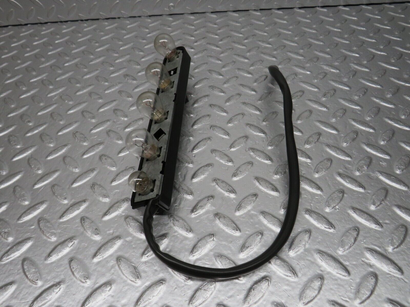 32566 Mercedes-Benz S124 300TE Wagon Tail Light Bulb Holder