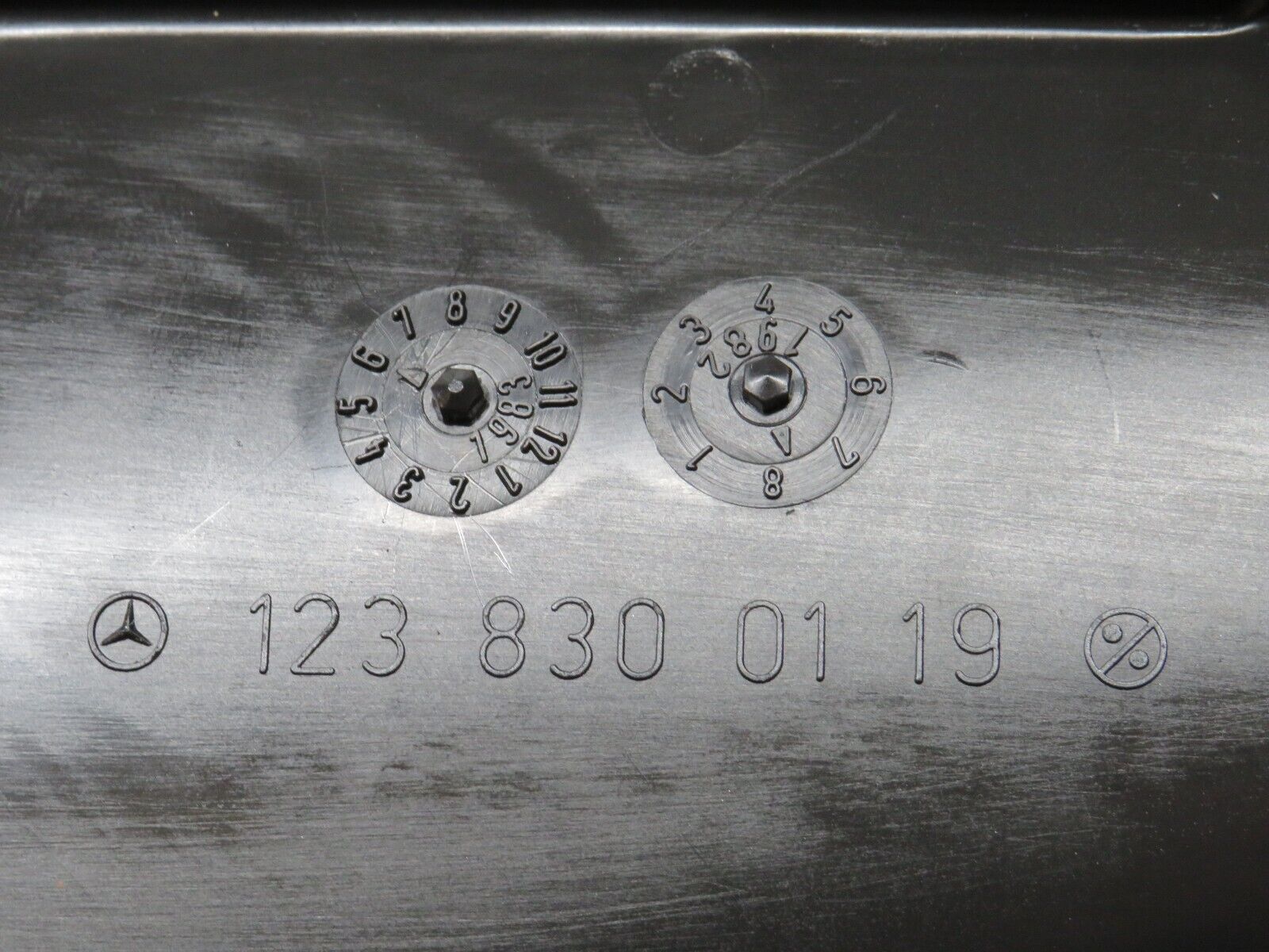 31950 Mercedes-Benz W123 230E Air Duct Vent Pair 1238300119 1238300219