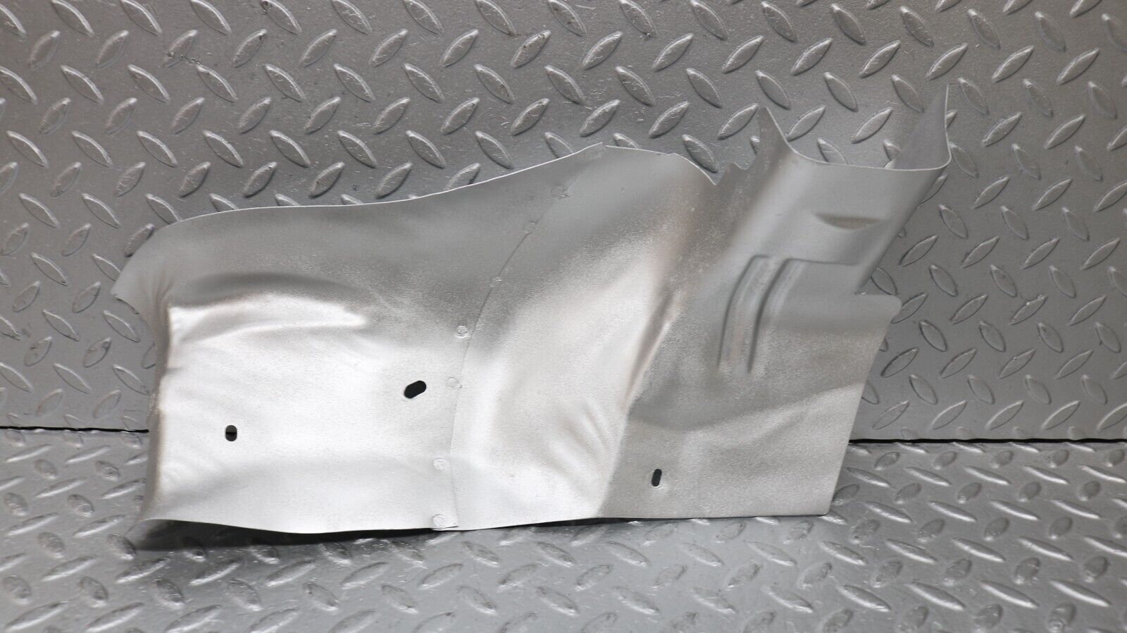 37236 Mercedes-Benz C126 420SEC Coupe Exhaust Heat Shield