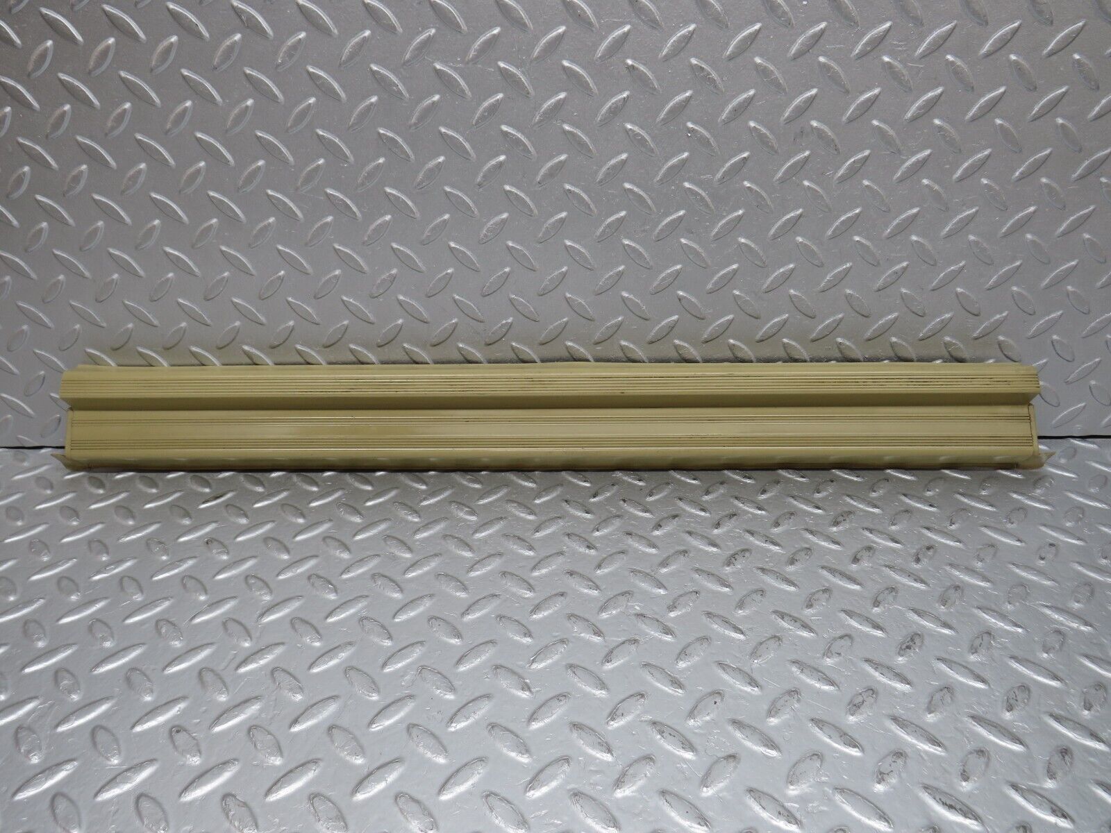 38696 Mercedes-Benz W201 190E 2.6L Front Left Door Sill