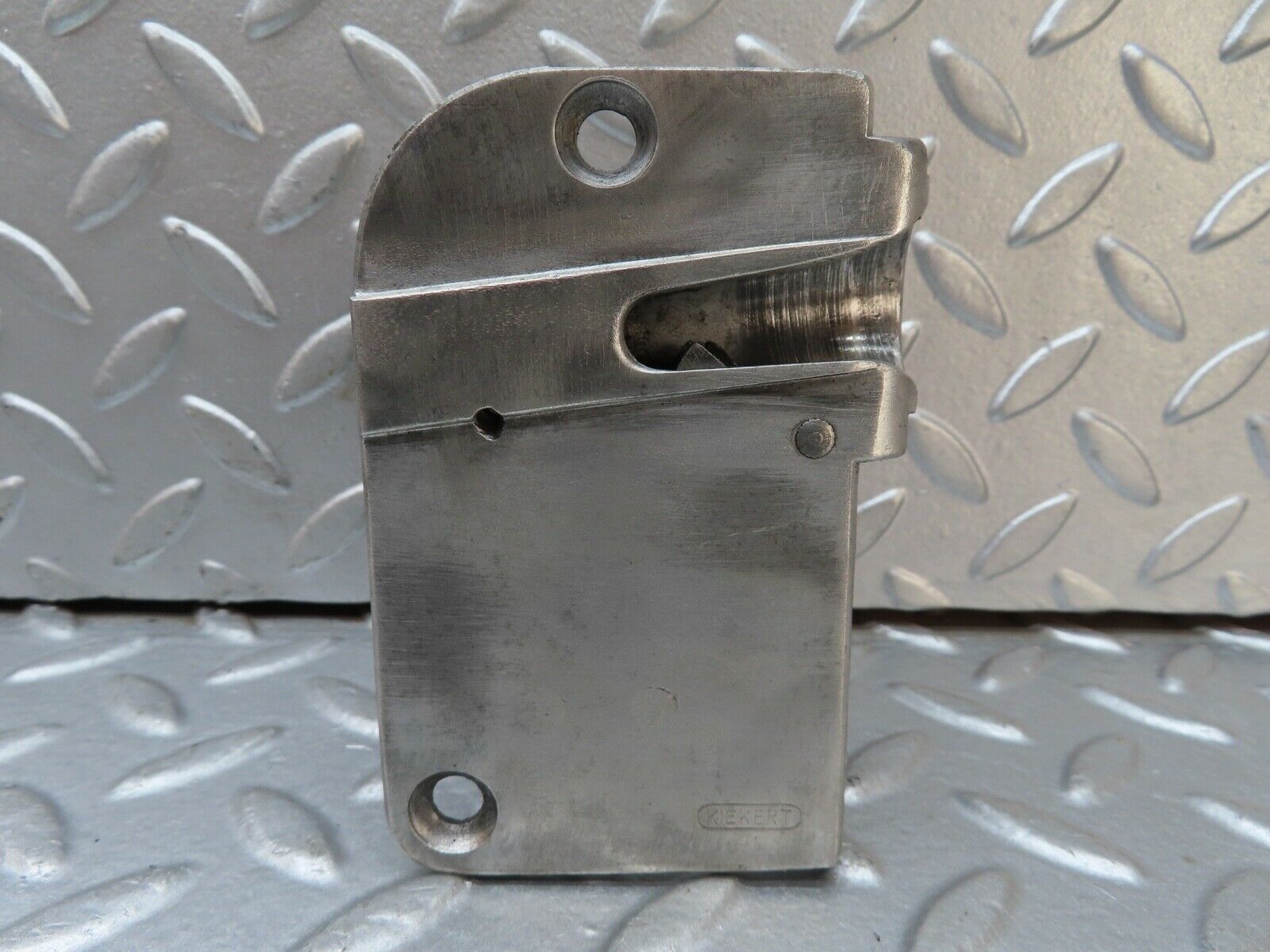 18586 Mercedes-Benz W120 W121 Ponton Rear Left Door Lock Mechanism