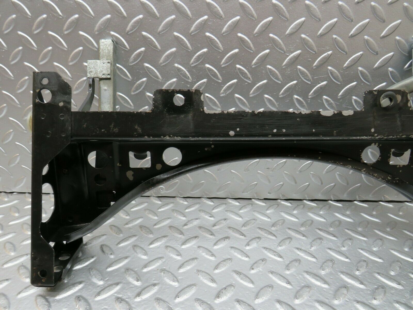 24182 Mercedes-Benz W123 280E Front Right Seat Sliding Mechanism