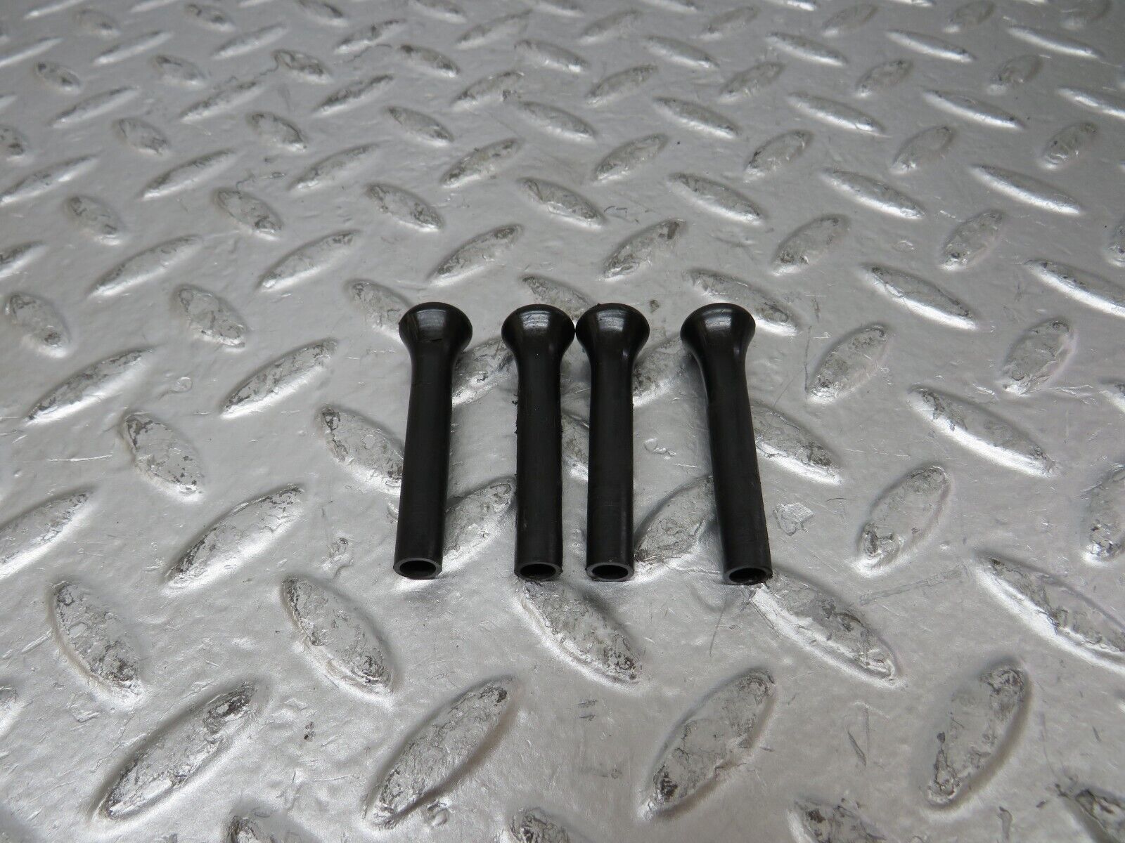 26049 Mercedes-Benz W116 450SE Door Lock Knob Set