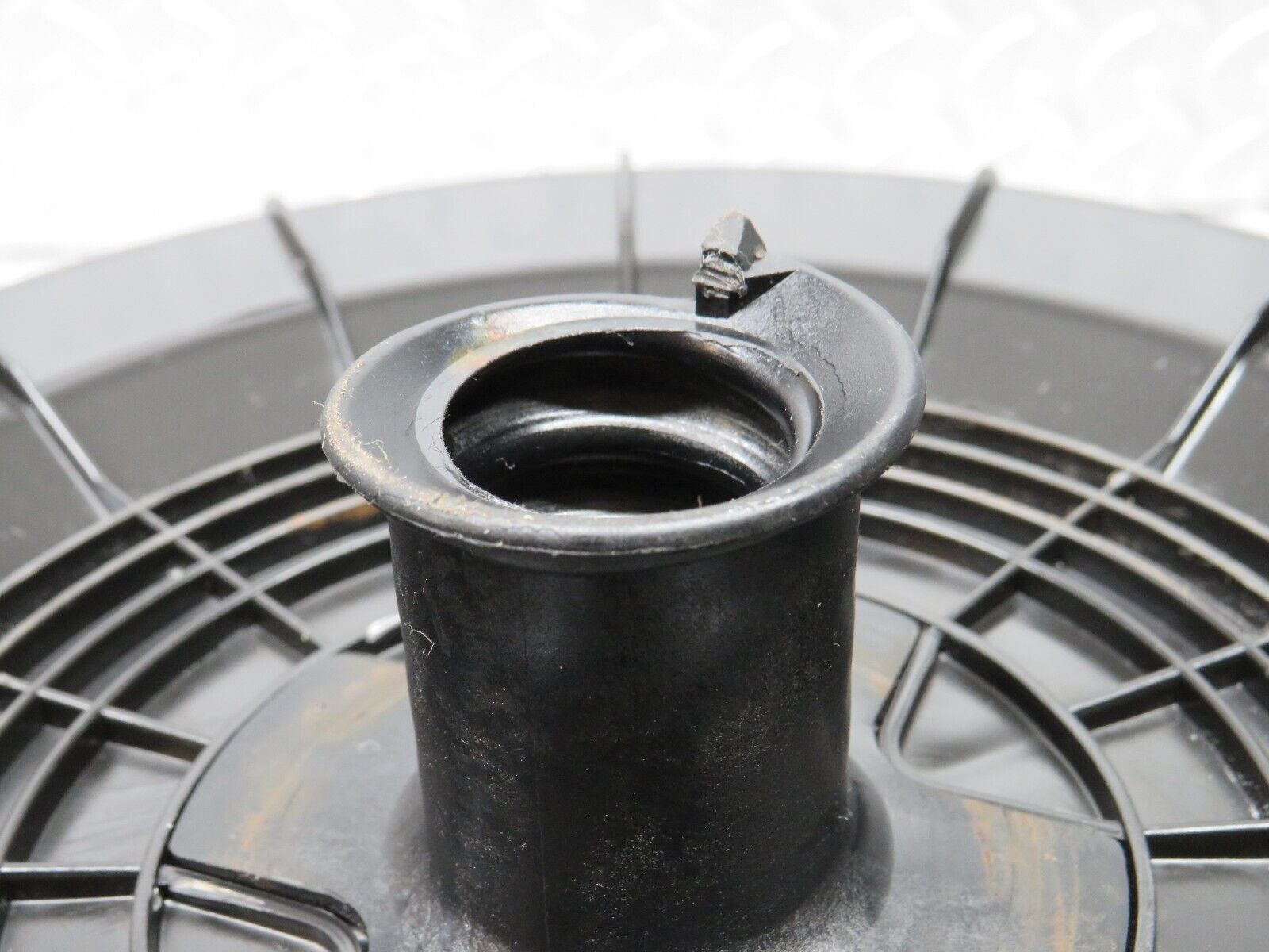 30316 Mercedes-Benz W124 230E Spare Wheel Holder 1248900007