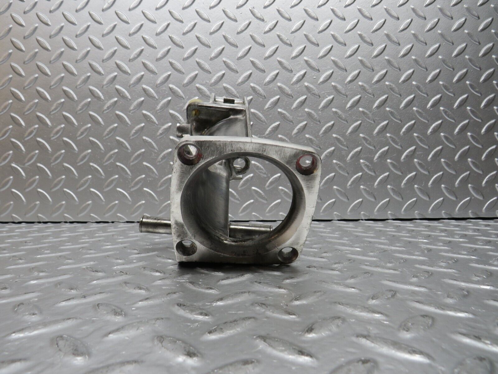 31127 Mercedes-Benz W123 200D Brake Pedal Bracket 1232940501