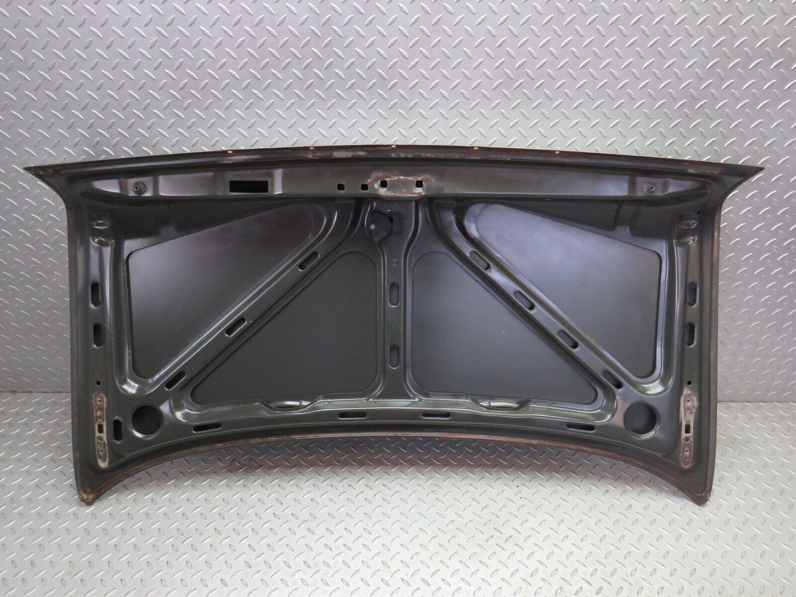 36224 Mercedes-Benz W126 420SE Boot Lid Trunk Door