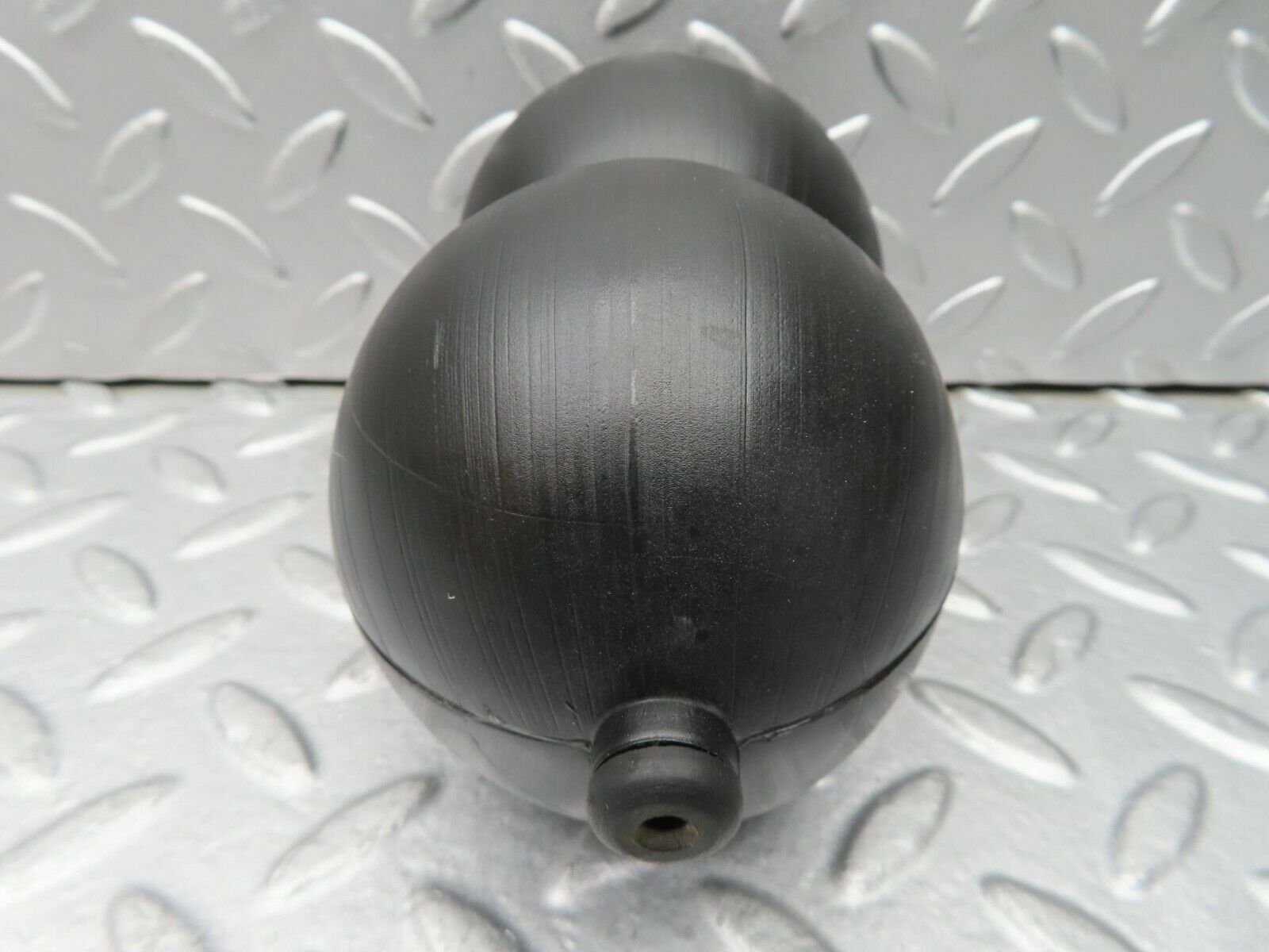 16298 Mercedes-Benz W124 260E Vacuum Reservoir Tank