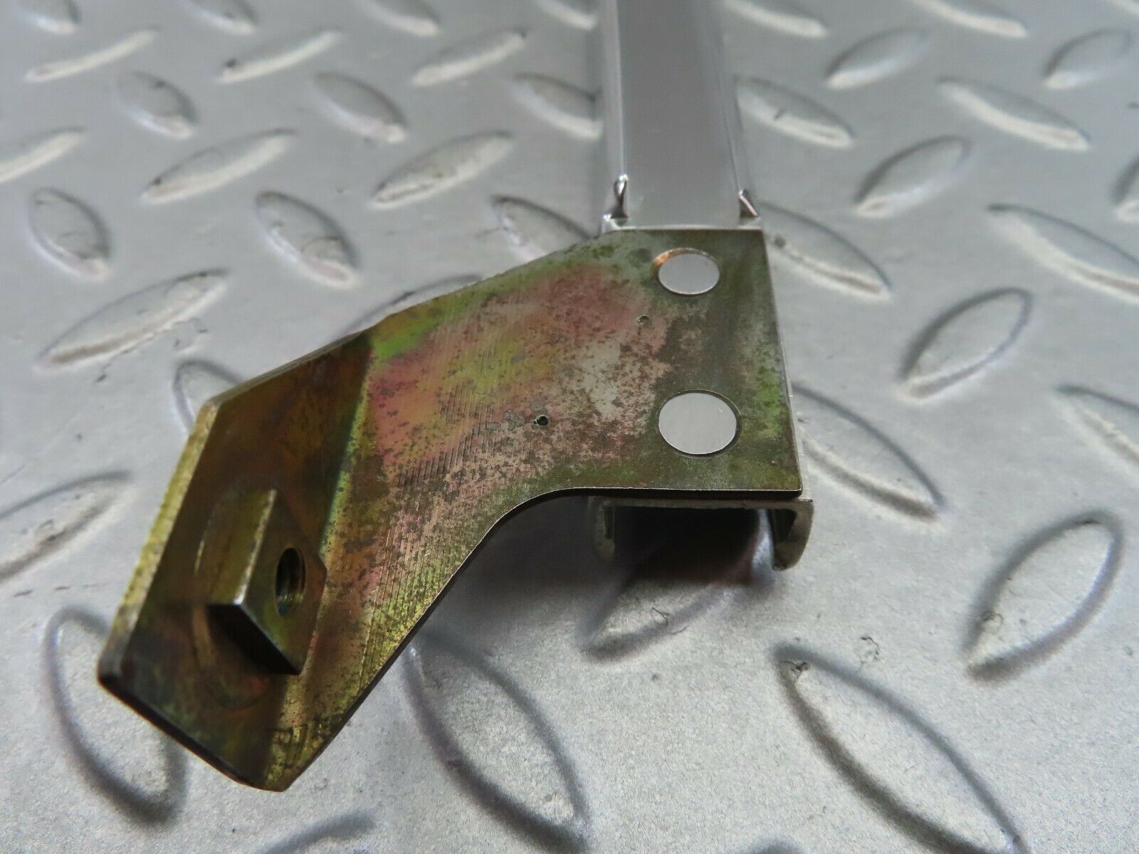 7663 Mercedes-Benz S123 230TE Wagon Rear Right Chrome Window Channel