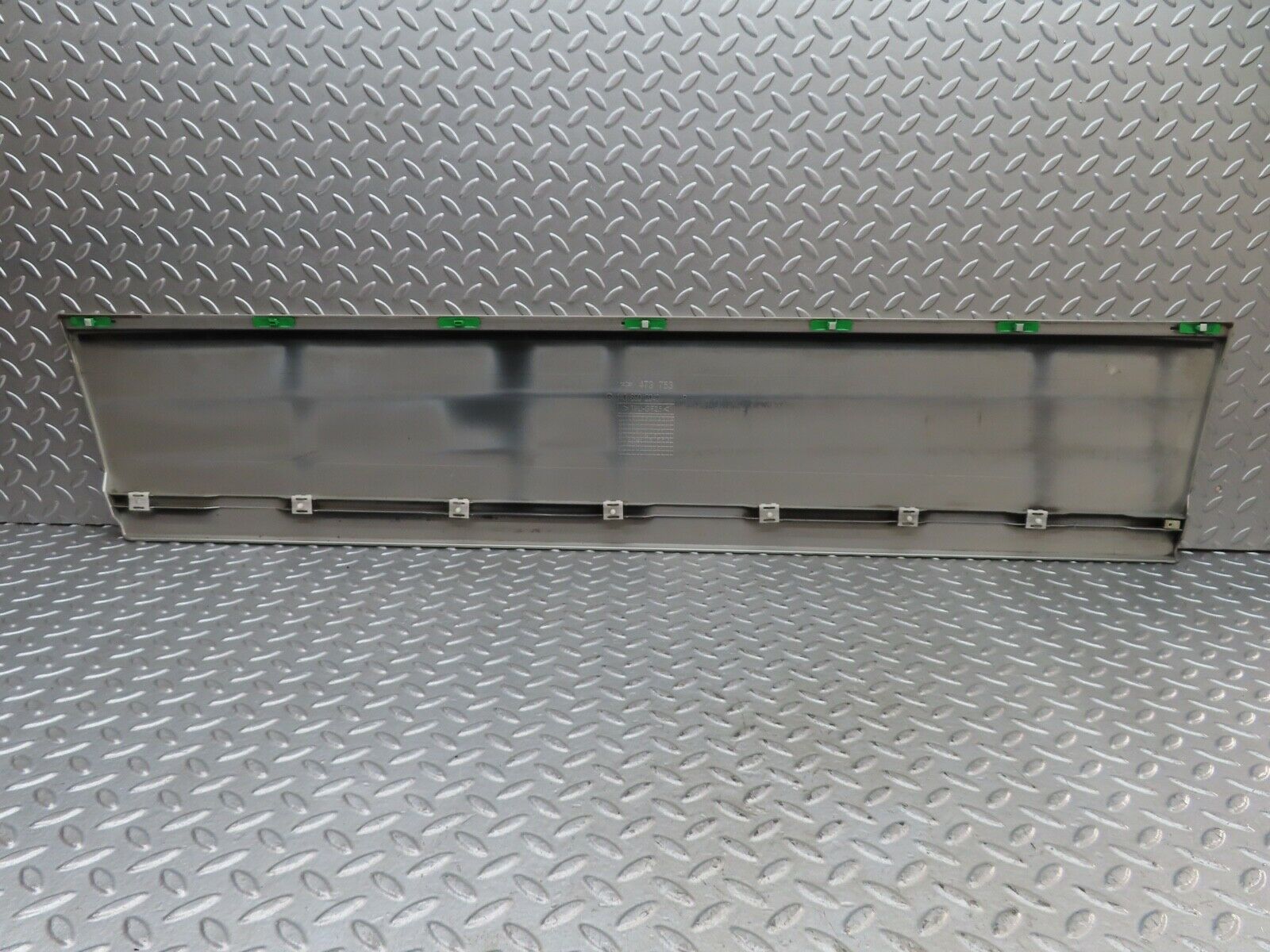 19318 Mercedes-Benz C140 CL420 Coupe Right Door Lower Moulding Trim 1406902040