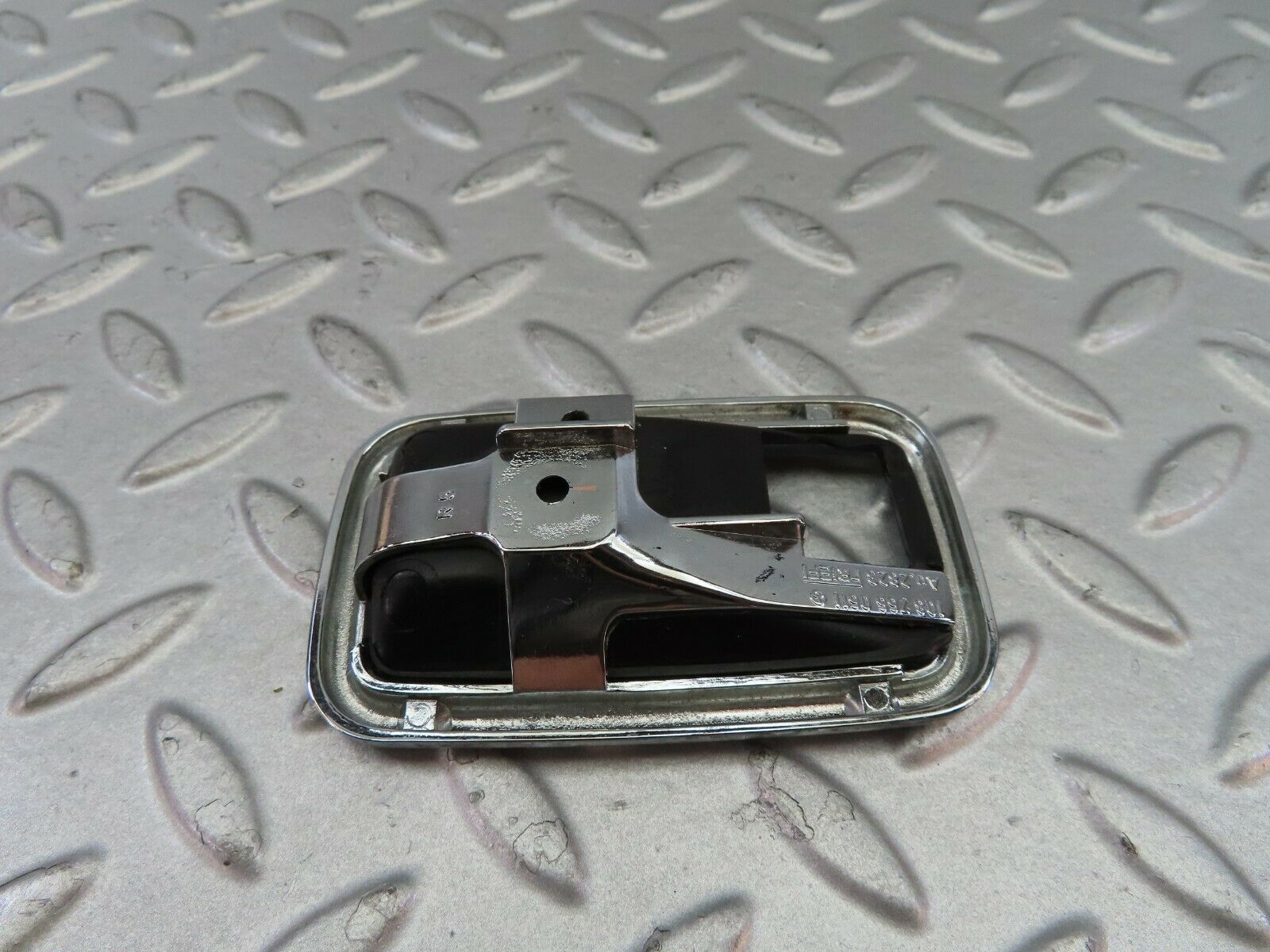 7591 Mercedes-Benz S123 230TE Wagon Chrome Frame For Door Handle 1087660611