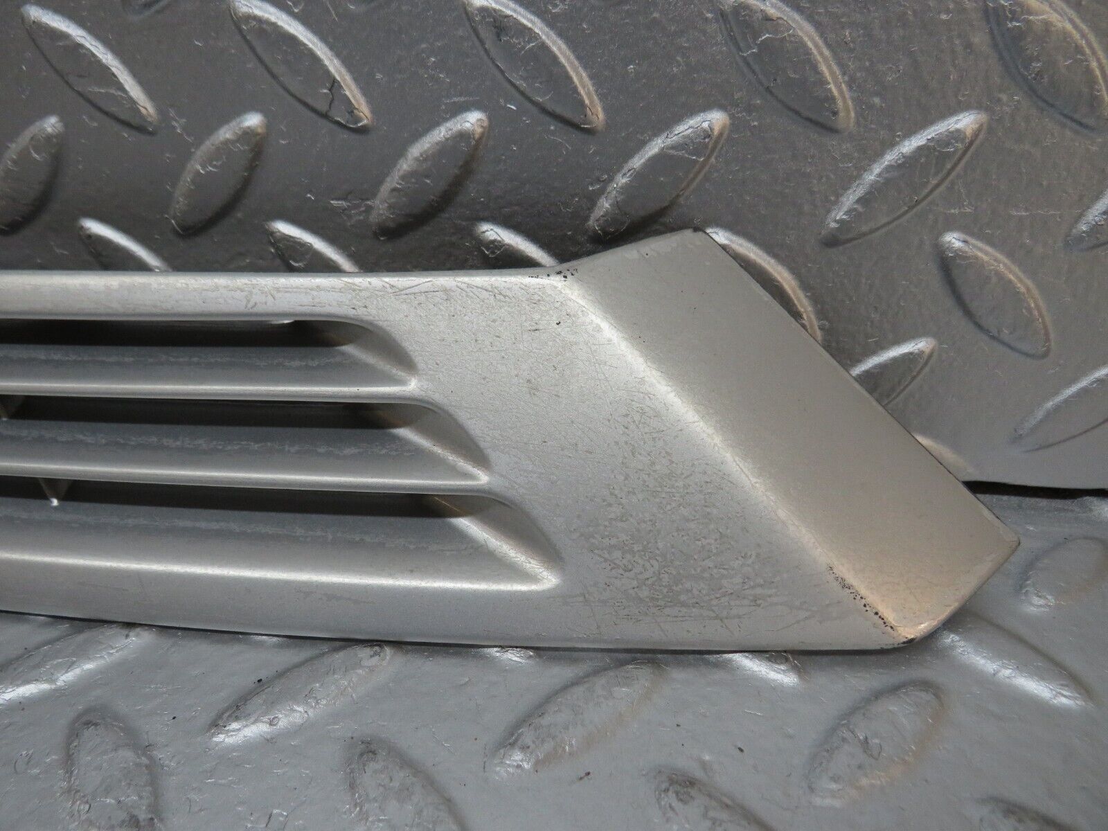 31725 Mercedes-Benz W201 190LE 1.8L C Pillar Exterior Cover Left Side 2016980189