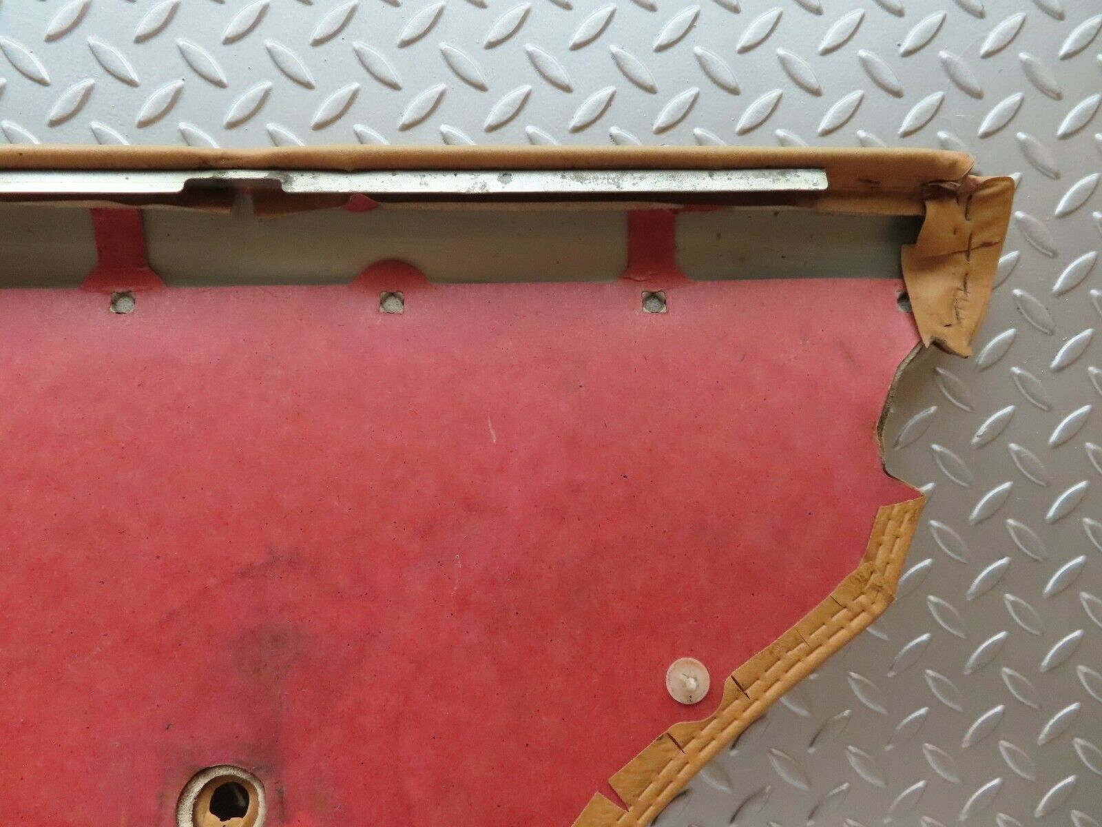 3815 Mercedes-Benz S123 200T Wagon Rear Left Door Card Palomino