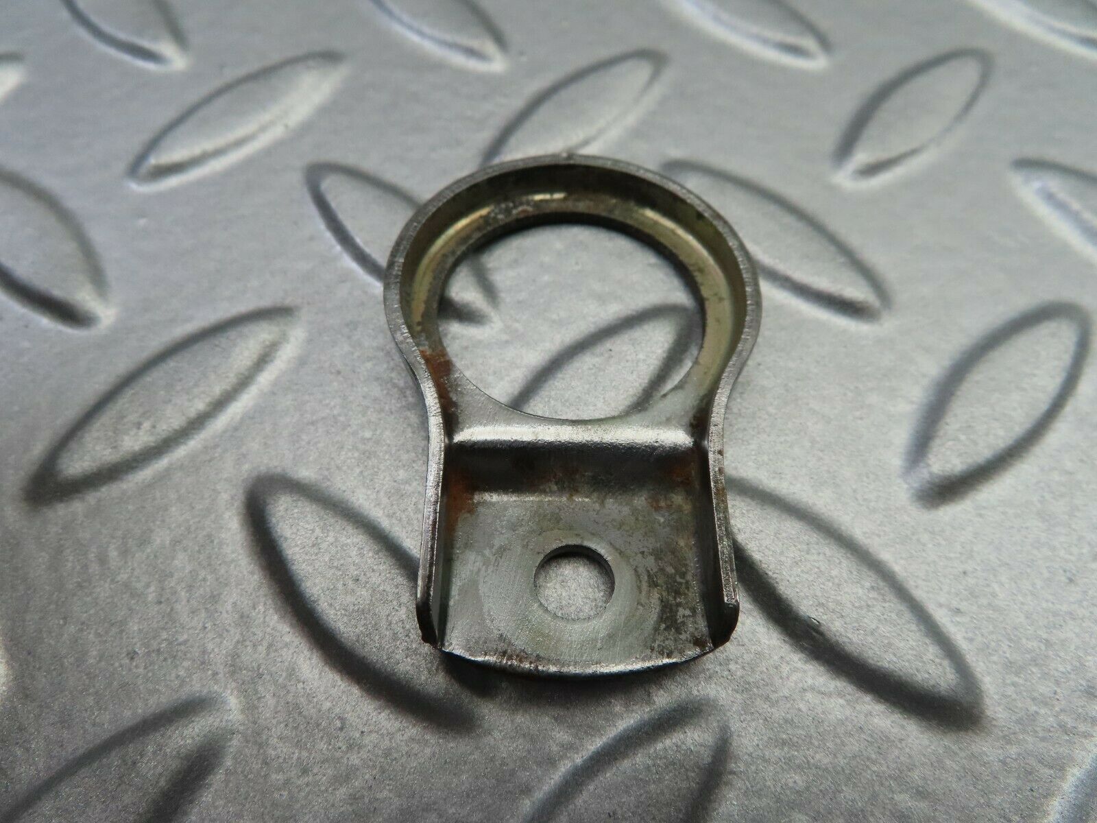 7099 Mercedes-Benz C107 350SLC Coupe Fuel Injector Bracket