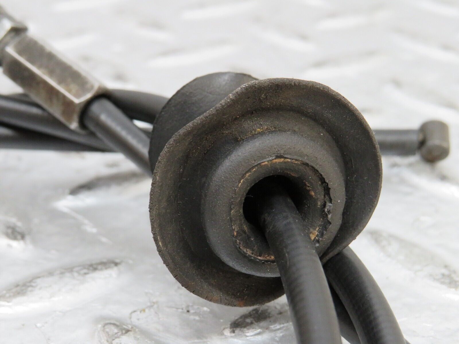 27158 Mercedes-Benz W123 280E Bonnet Release Cable 1239970681