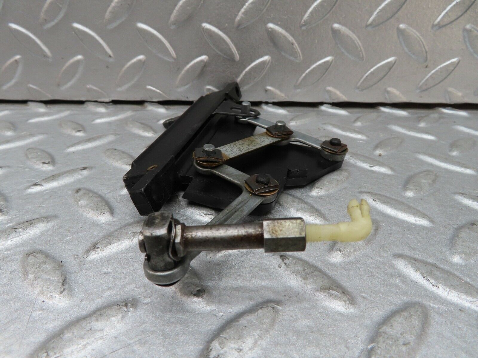 17665 Mercedes-Benz W116 450SEL Heater Control Switch