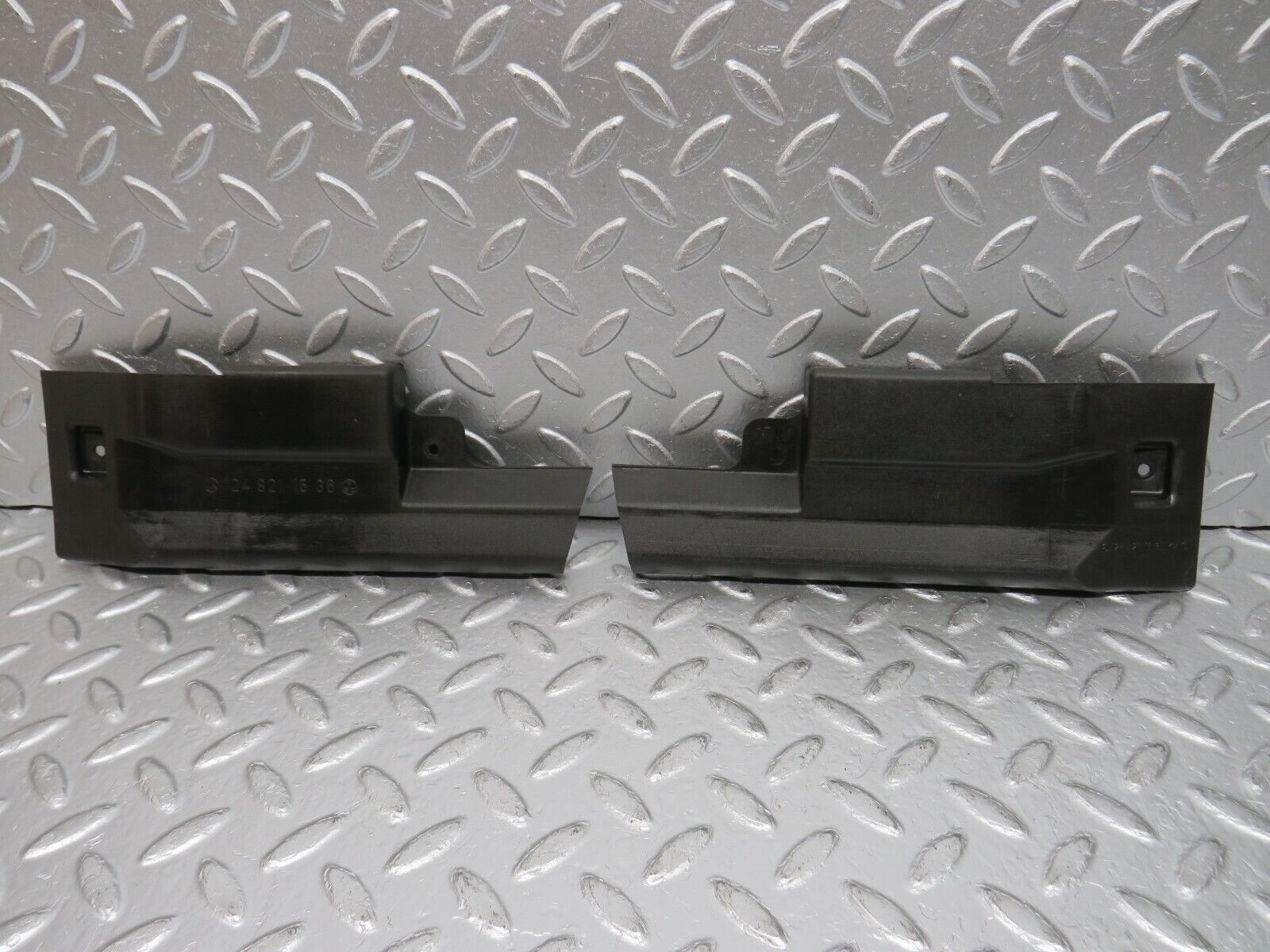 32595 Mercedes-Benz S124 300TE Trunk Cable Wire Cover 1248211536 1248211636